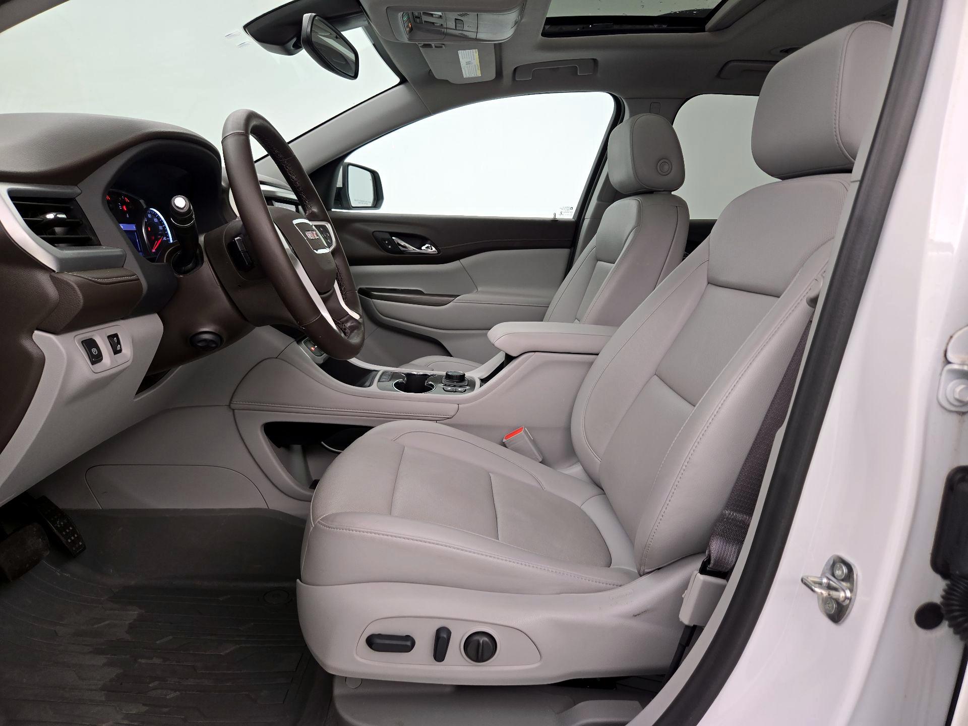 Thumbnail: 2023 GMC Acadia - 11