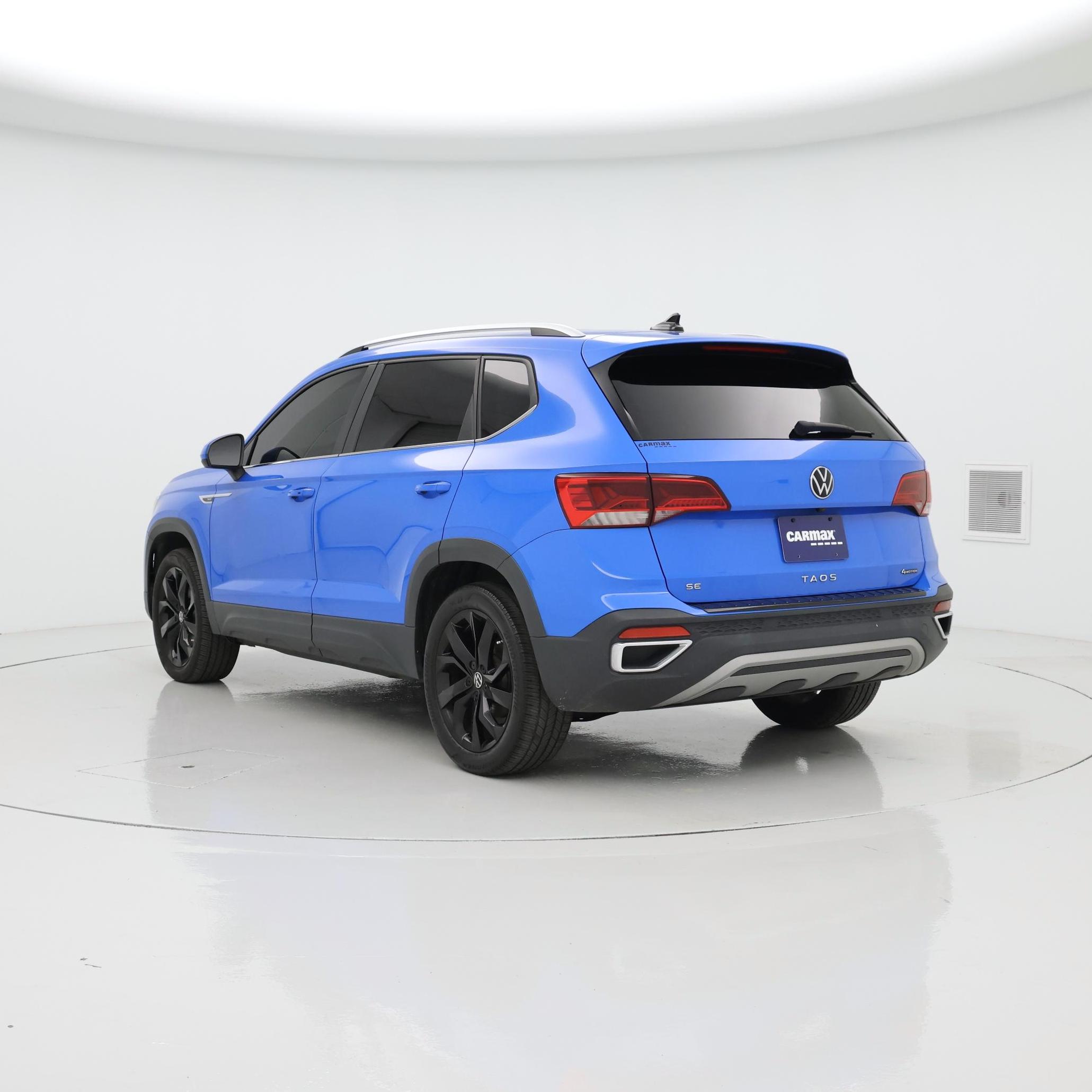 Thumbnail: 2022 Volkswagen Taos - 2