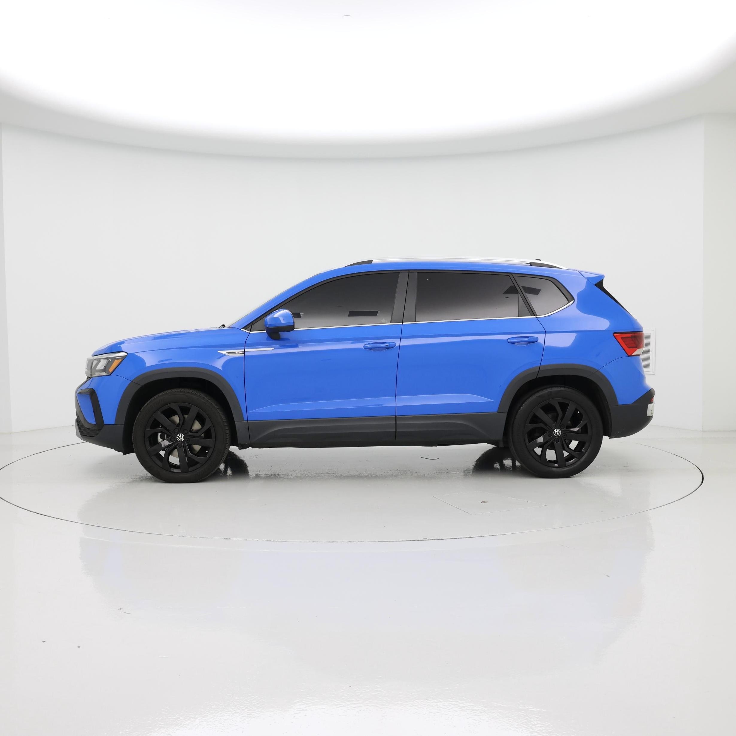 Thumbnail: 2022 Volkswagen Taos - 3