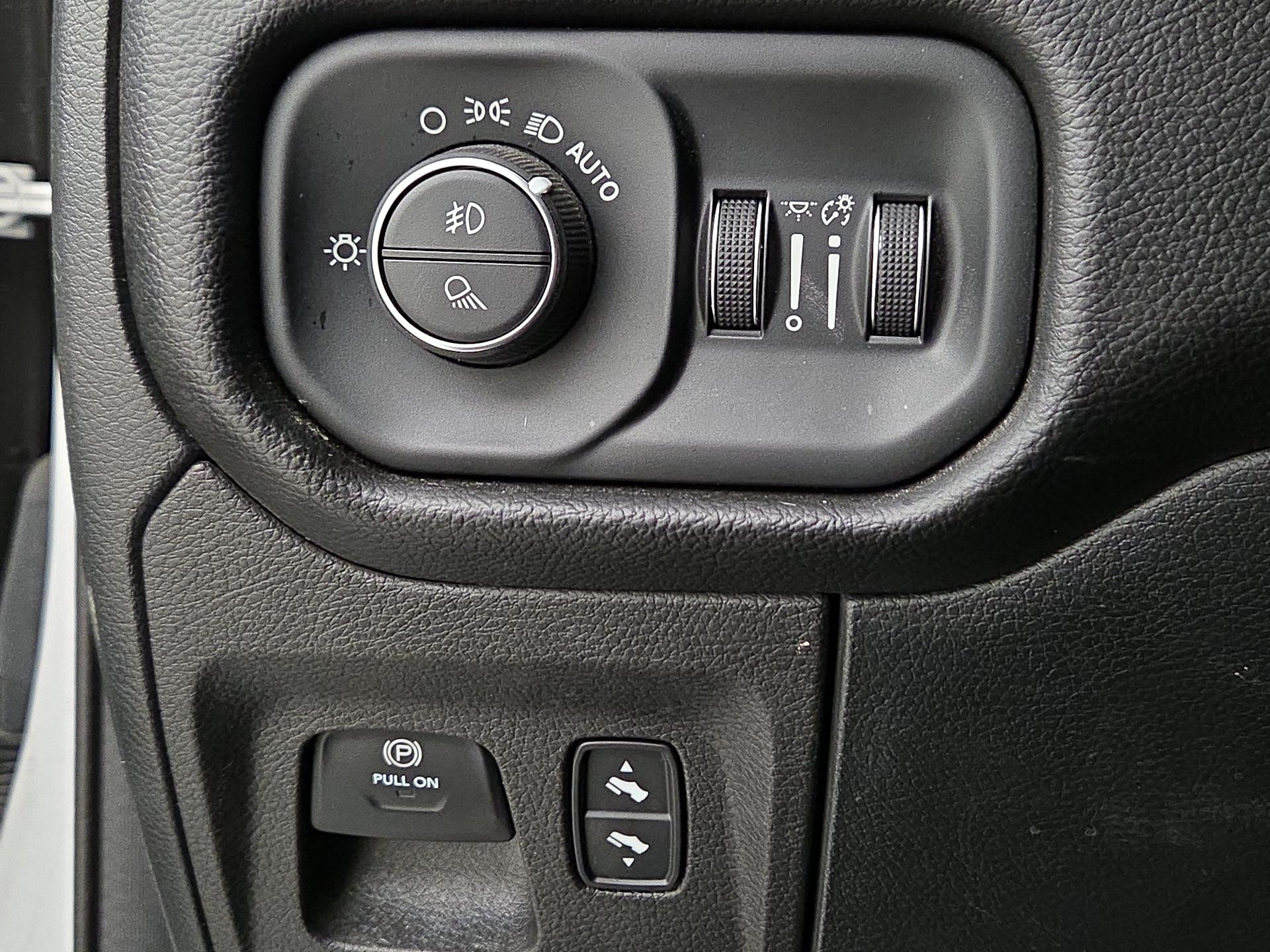 Thumbnail: 2022 RAM 1500 - 13