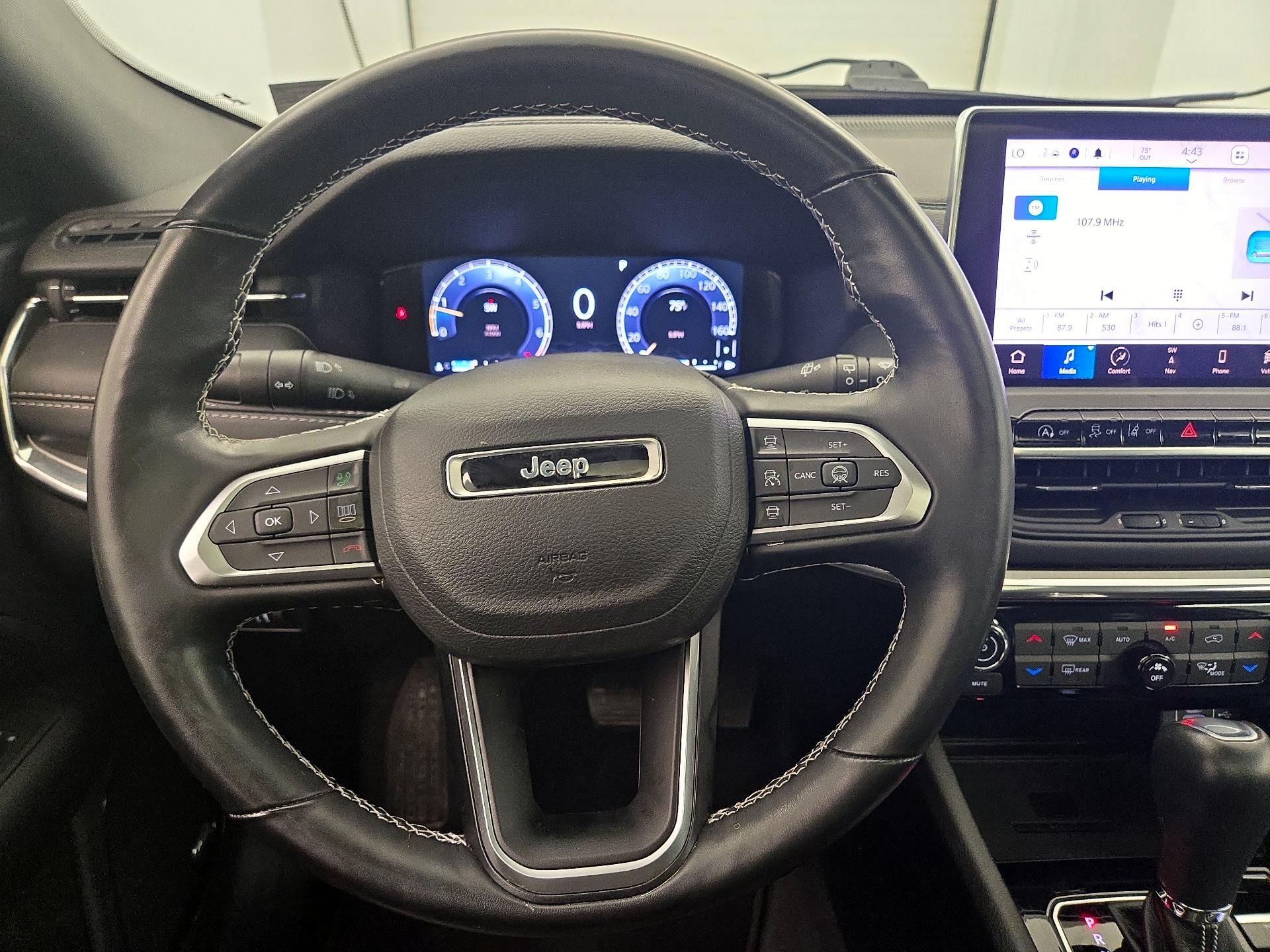 Thumbnail: 2022 Jeep Compass - 10