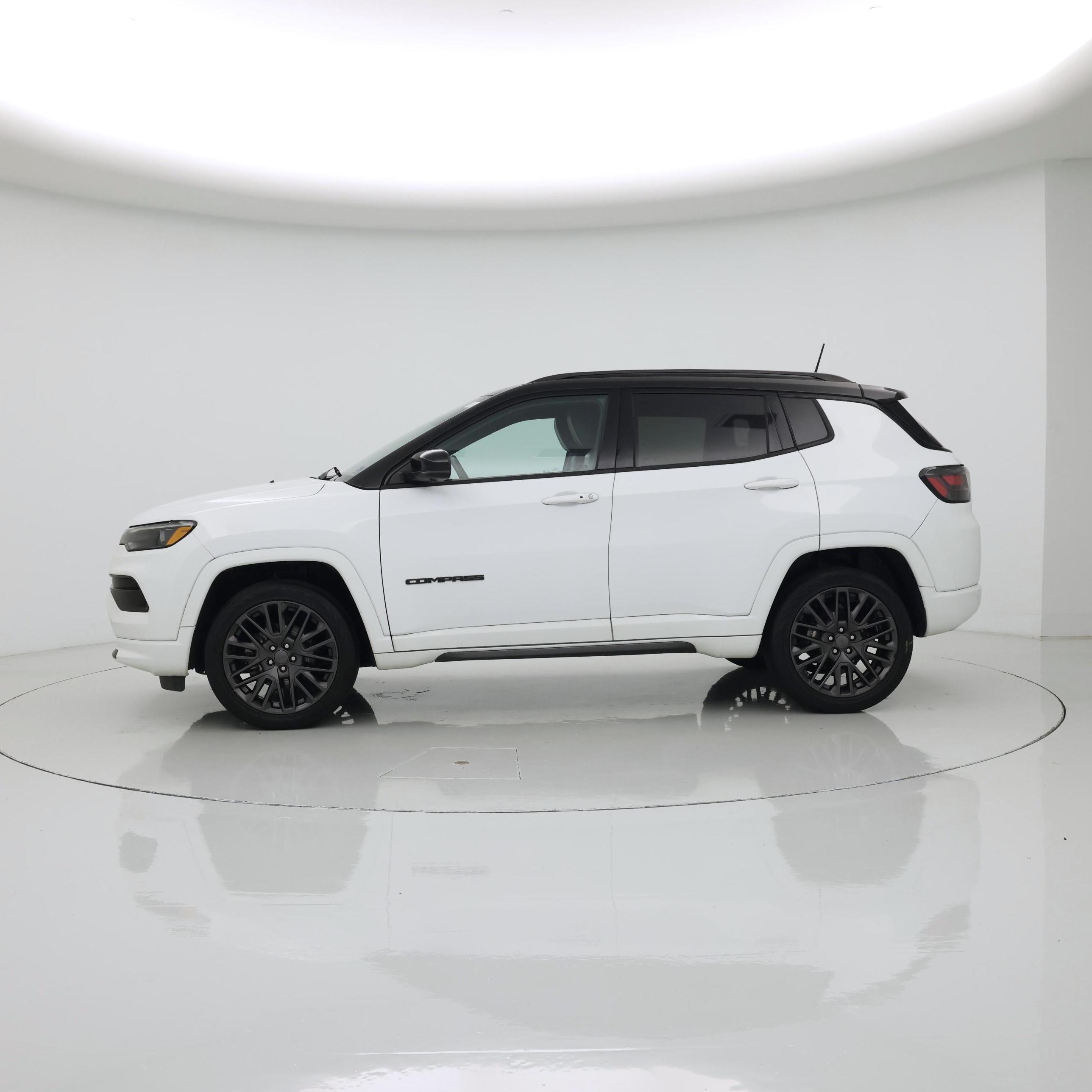 Thumbnail: 2022 Jeep Compass - 3