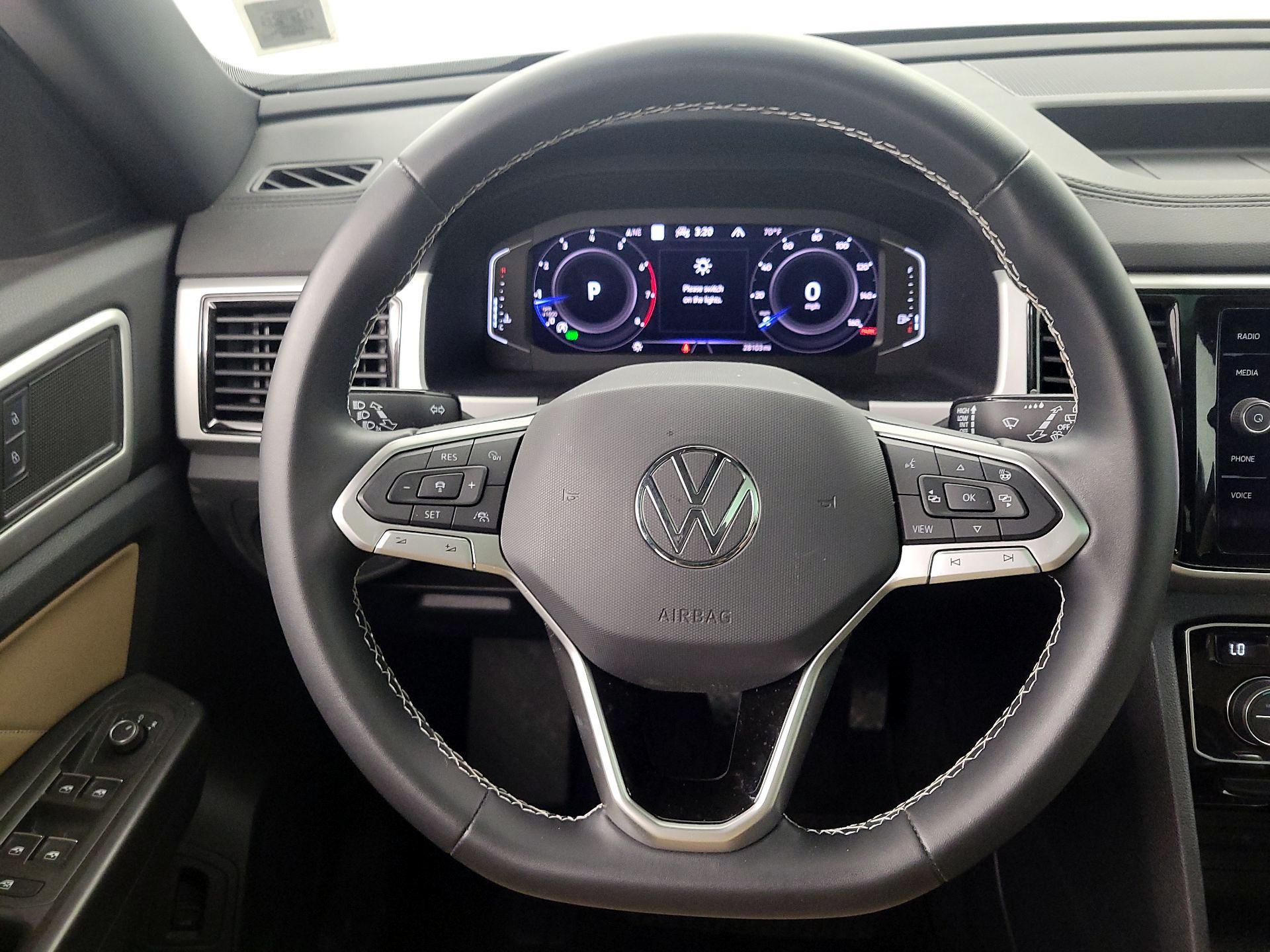 Thumbnail: 2022 Volkswagen Atlas - 10