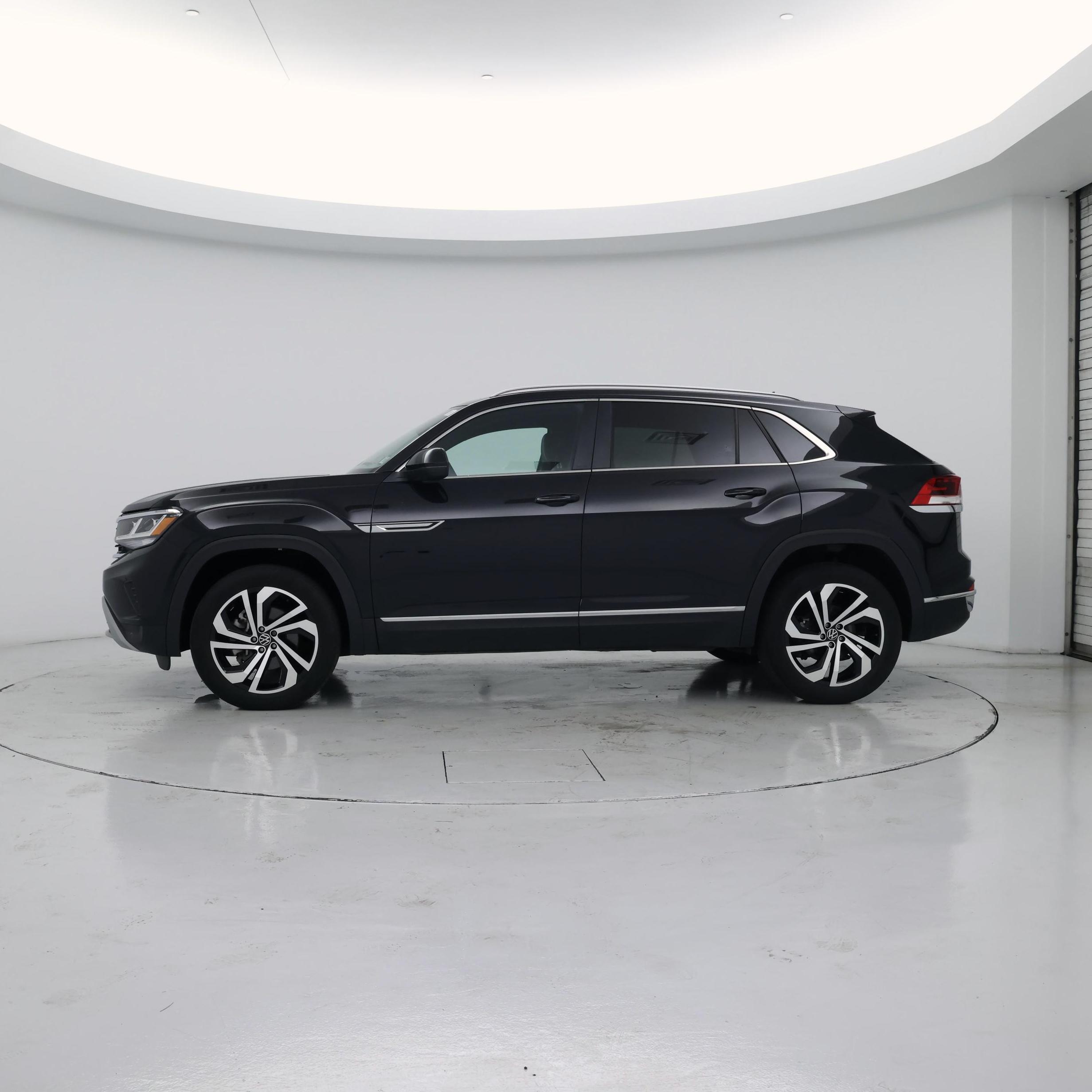 Thumbnail: 2022 Volkswagen Atlas - 3