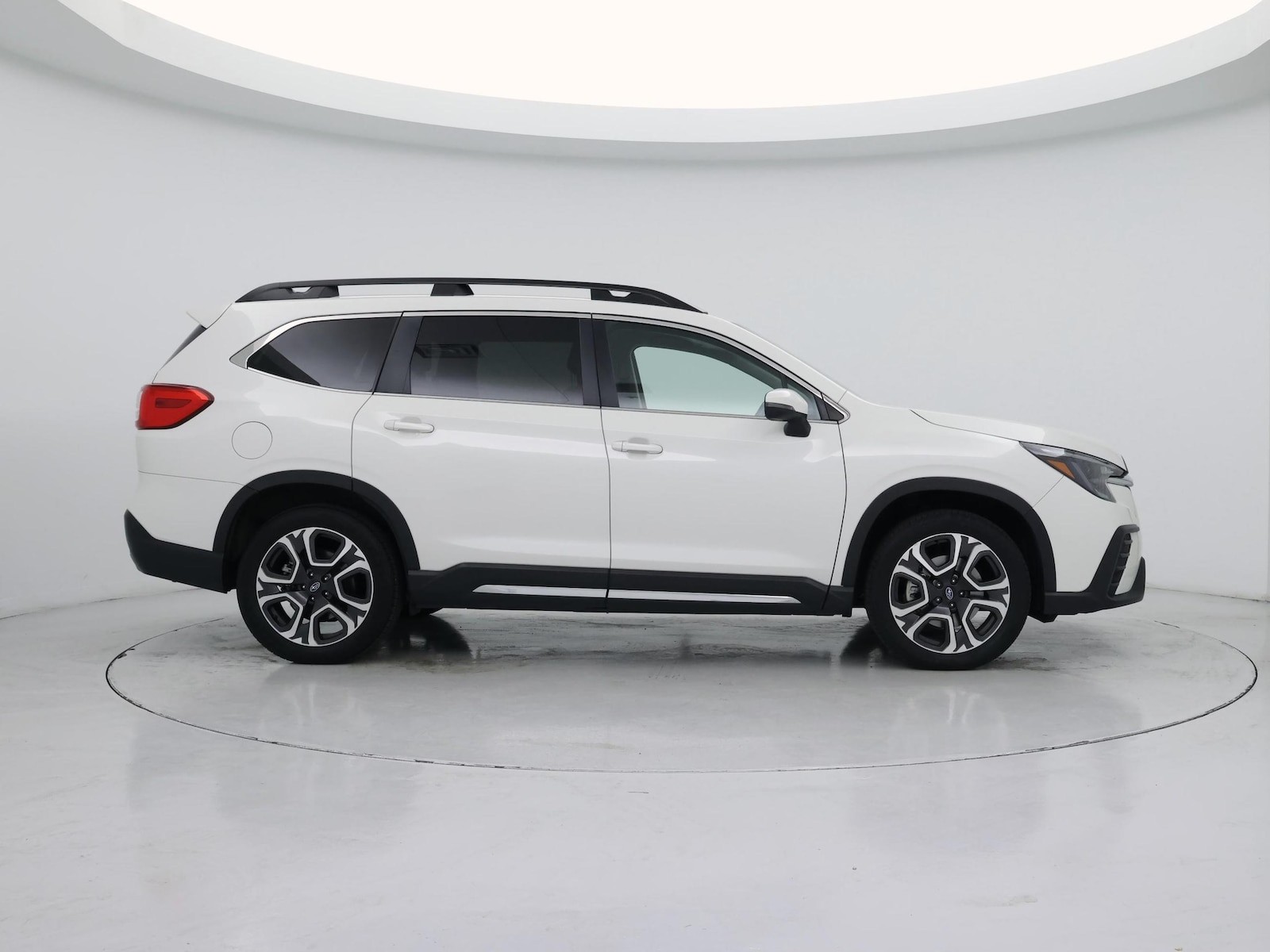 2023 Subaru Ascent Limited - Photo 8
