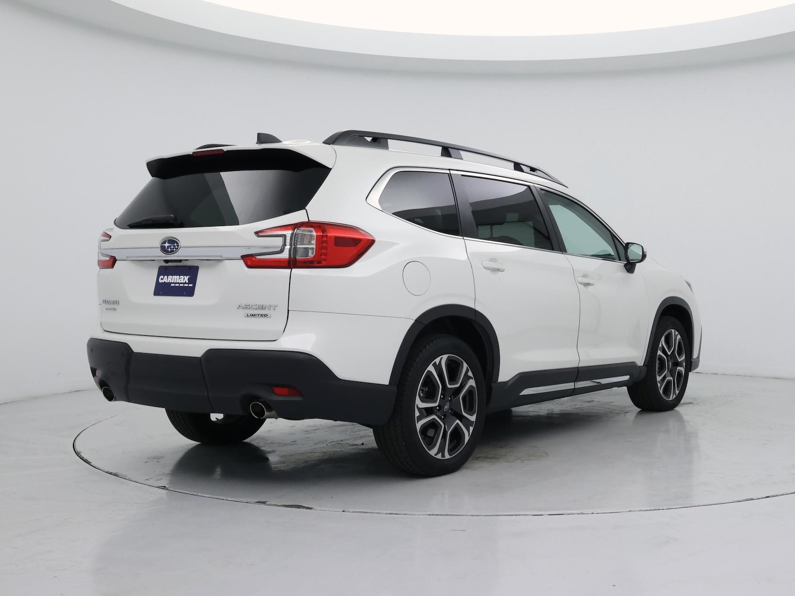 2023 Subaru Ascent Limited - Photo 9