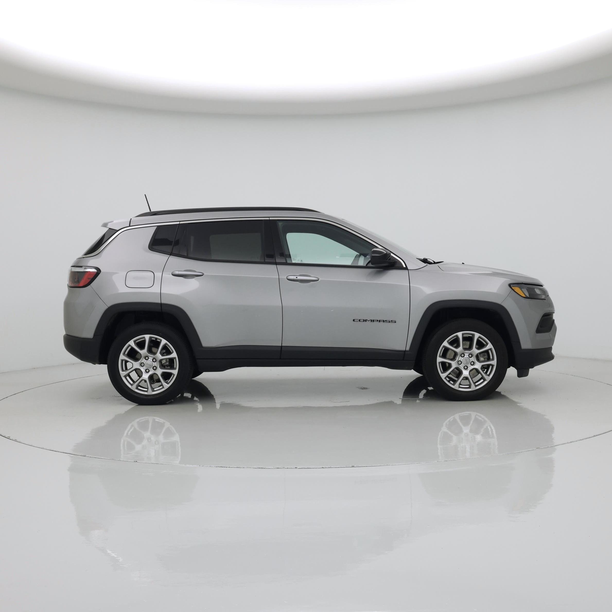 Thumbnail: 2023 Jeep Compass - 7