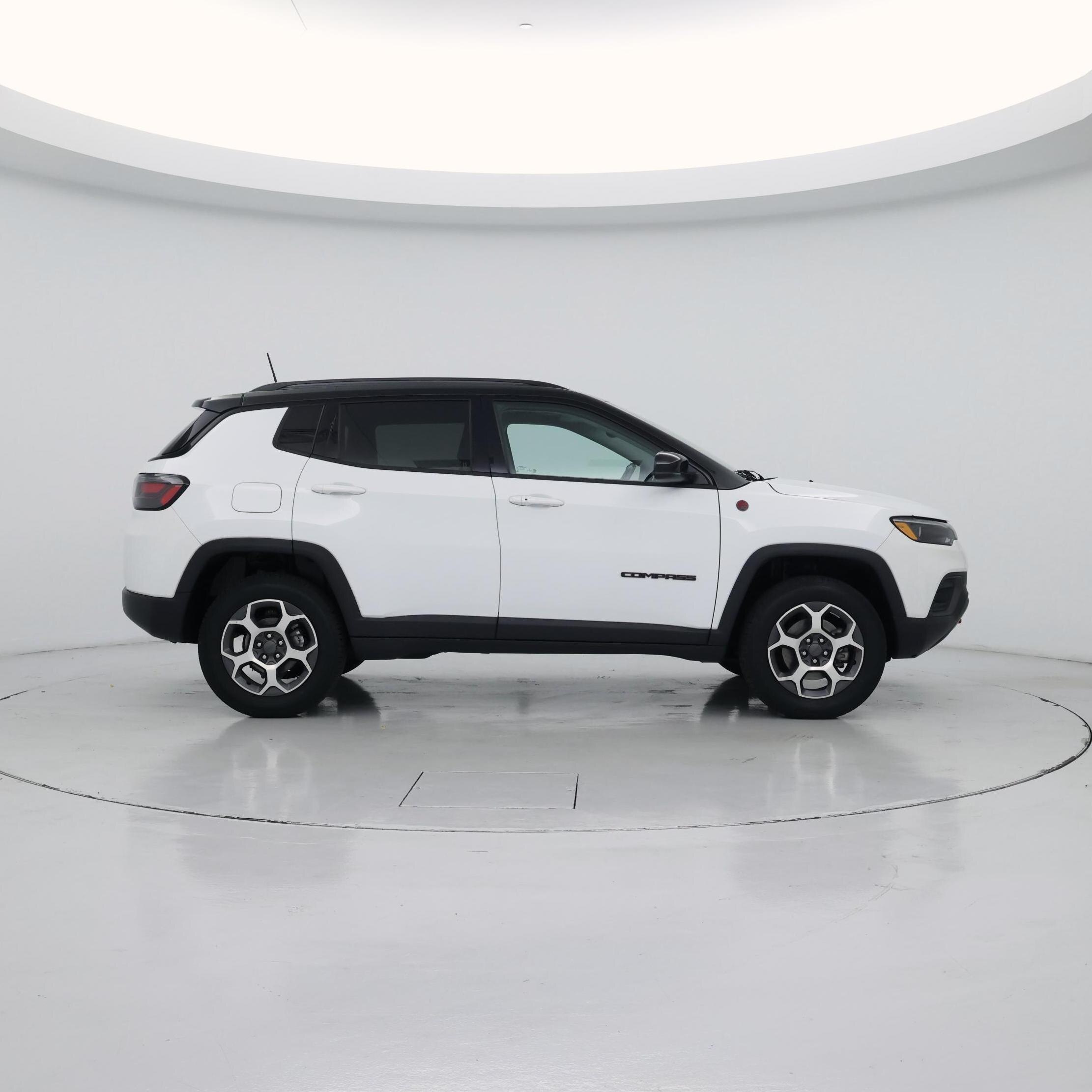 Thumbnail: 2022 Jeep Compass - 7