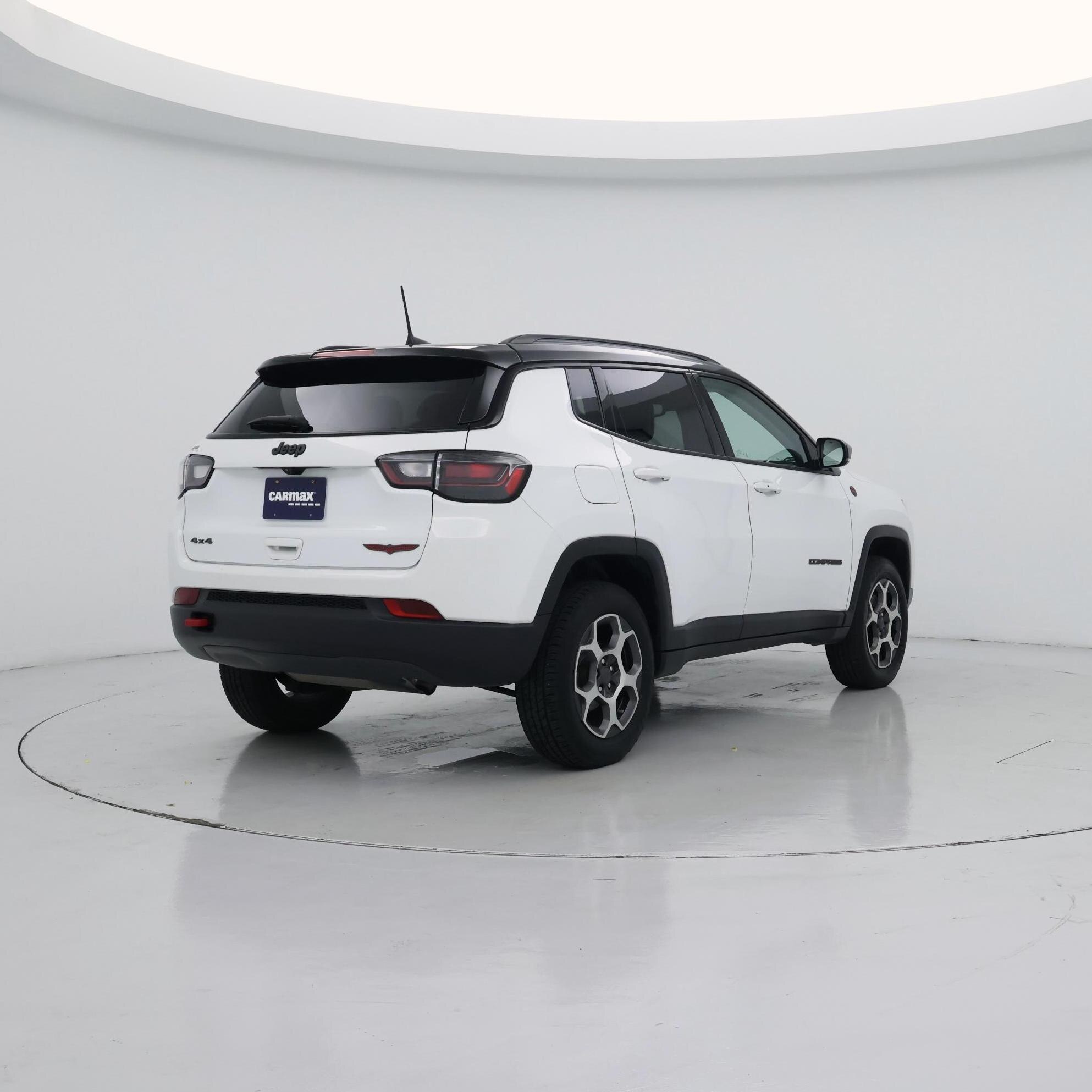 Thumbnail: 2022 Jeep Compass - 8