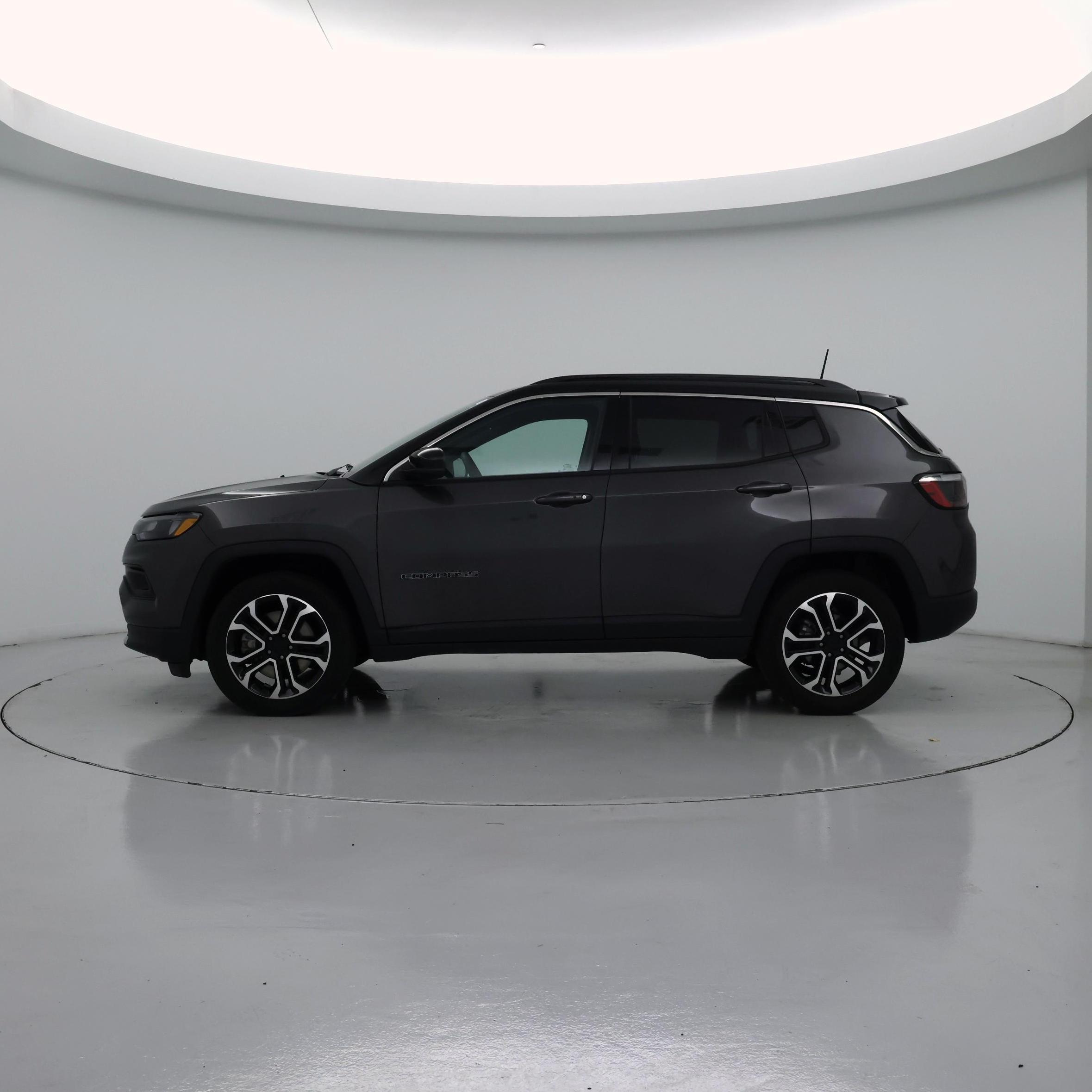Thumbnail: 2023 Jeep Compass - 3