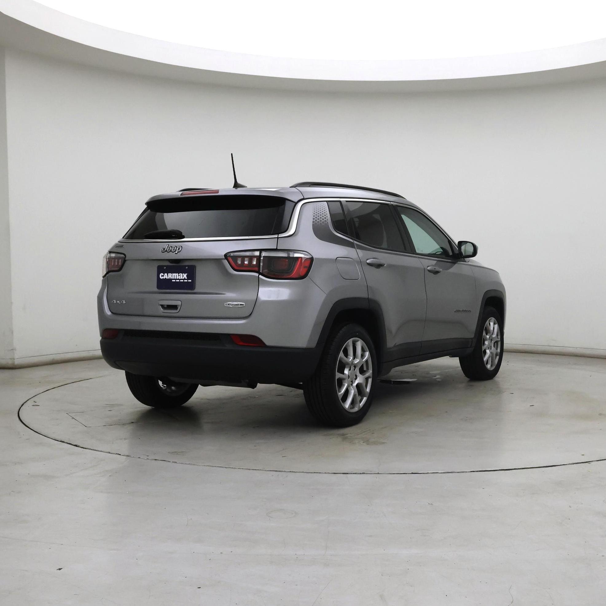 Thumbnail: 2022 Jeep Compass - 8