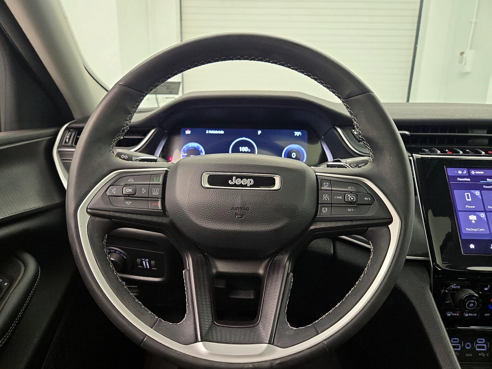 Thumbnail: 2023 Jeep Grand Cherokee L - 10