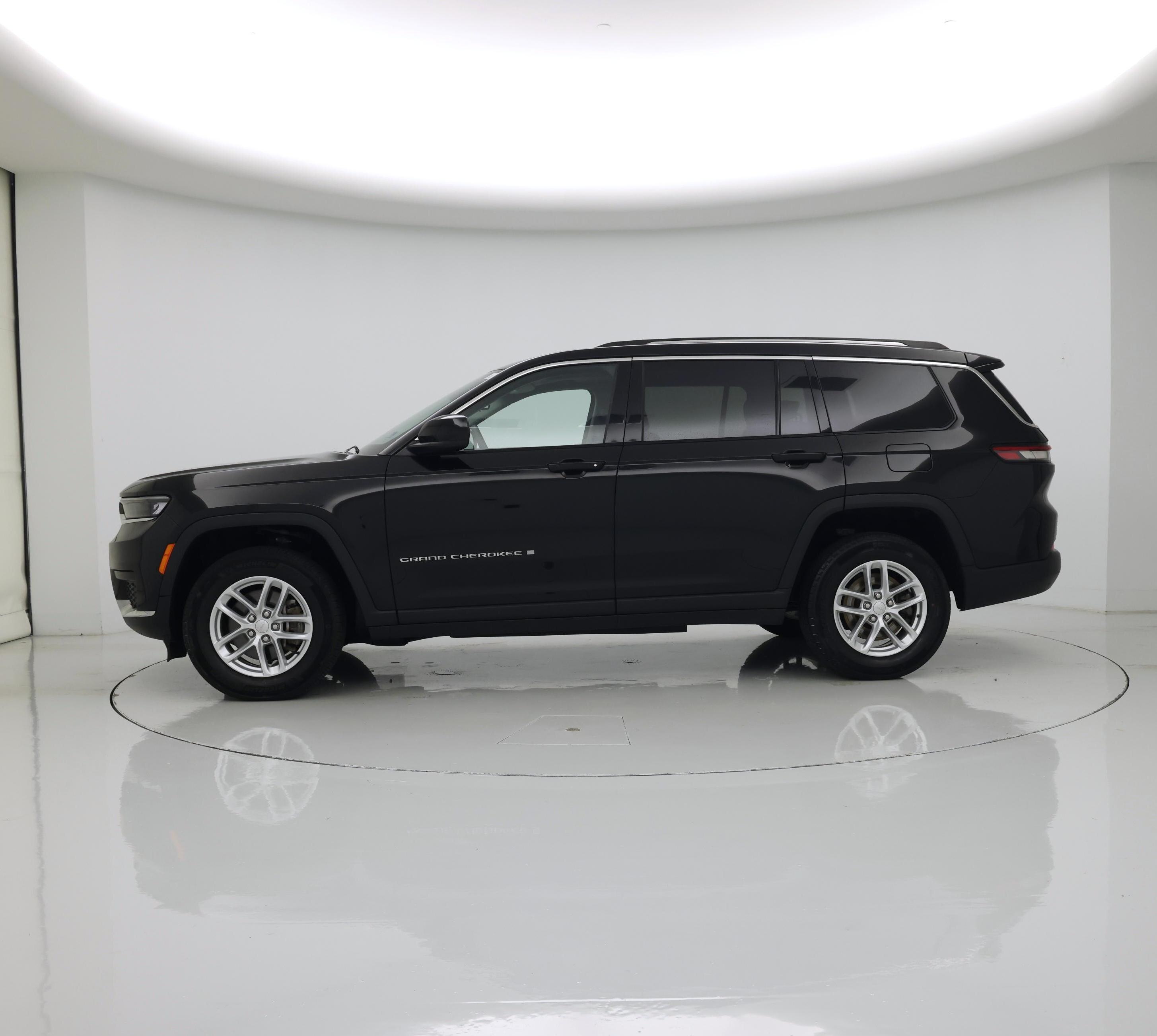 Thumbnail: 2023 Jeep Grand Cherokee L - 3