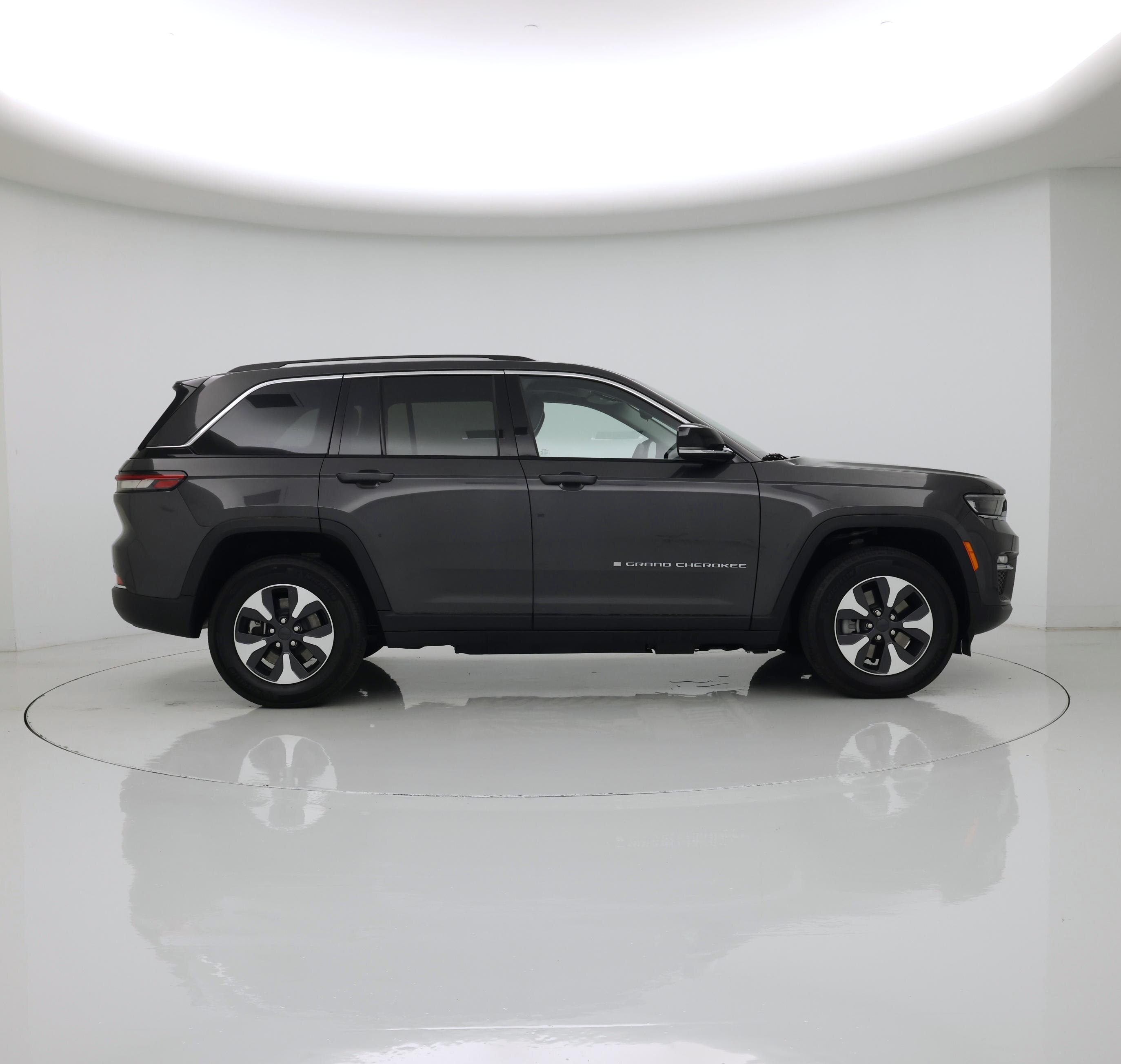 Thumbnail: 2023 Jeep Grand Cherokee - 7