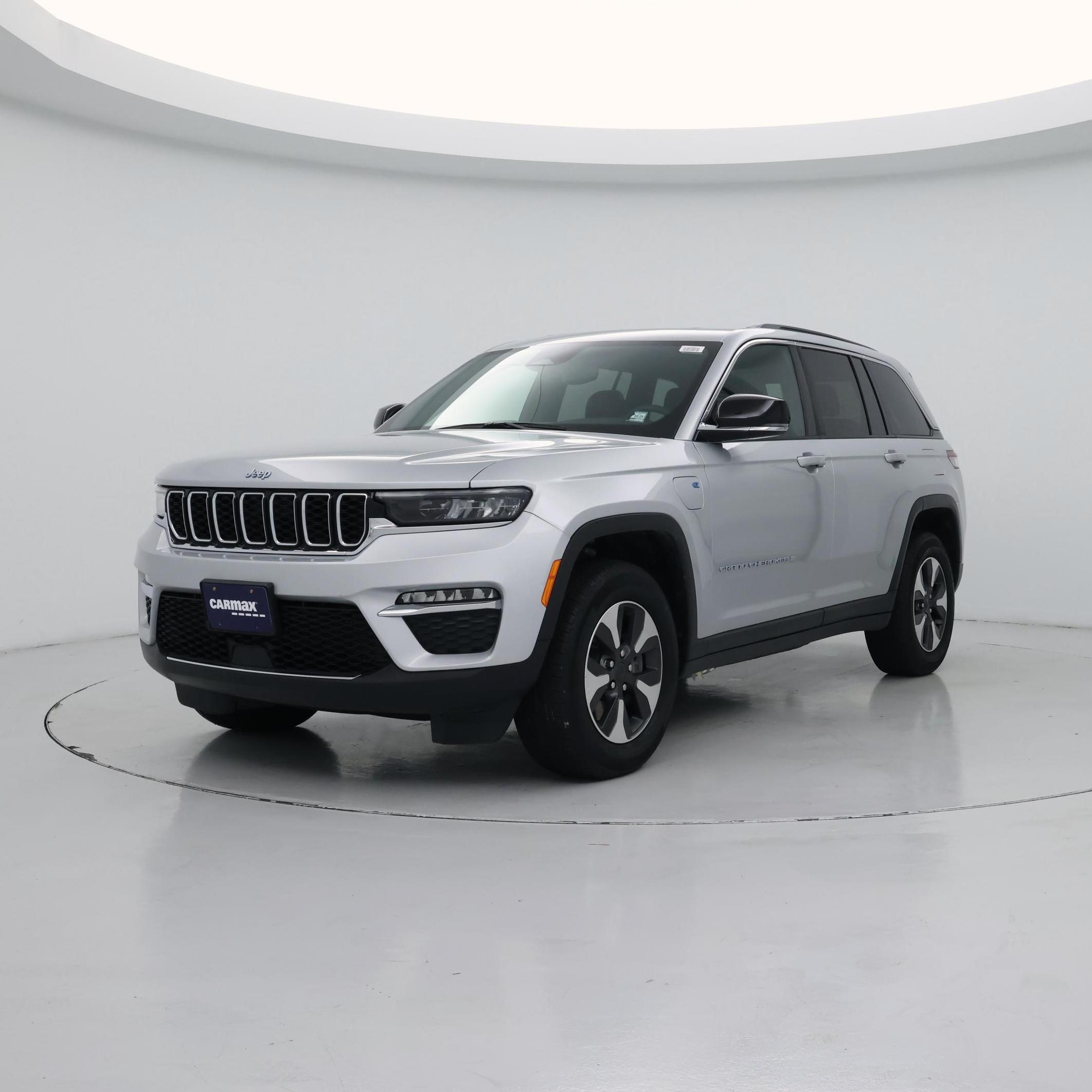 Thumbnail: 2024 Jeep Grand Cherokee - 4