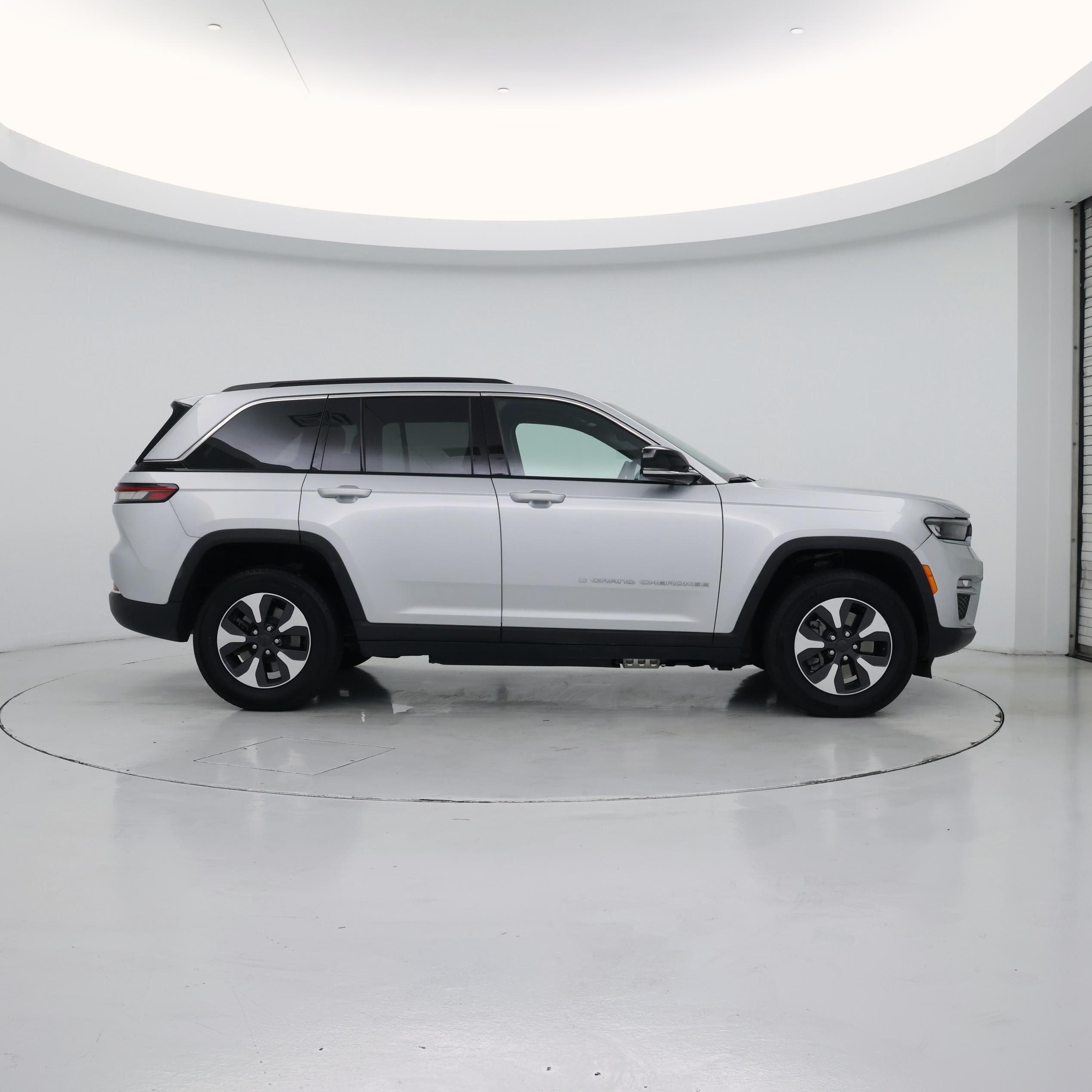 Thumbnail: 2024 Jeep Grand Cherokee - 7
