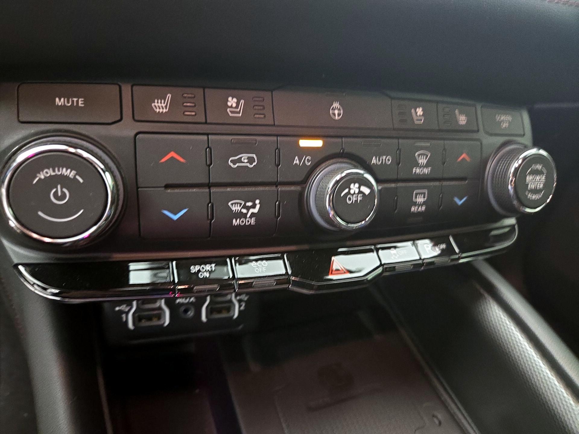 Thumbnail: 2022 Dodge Durango - 17