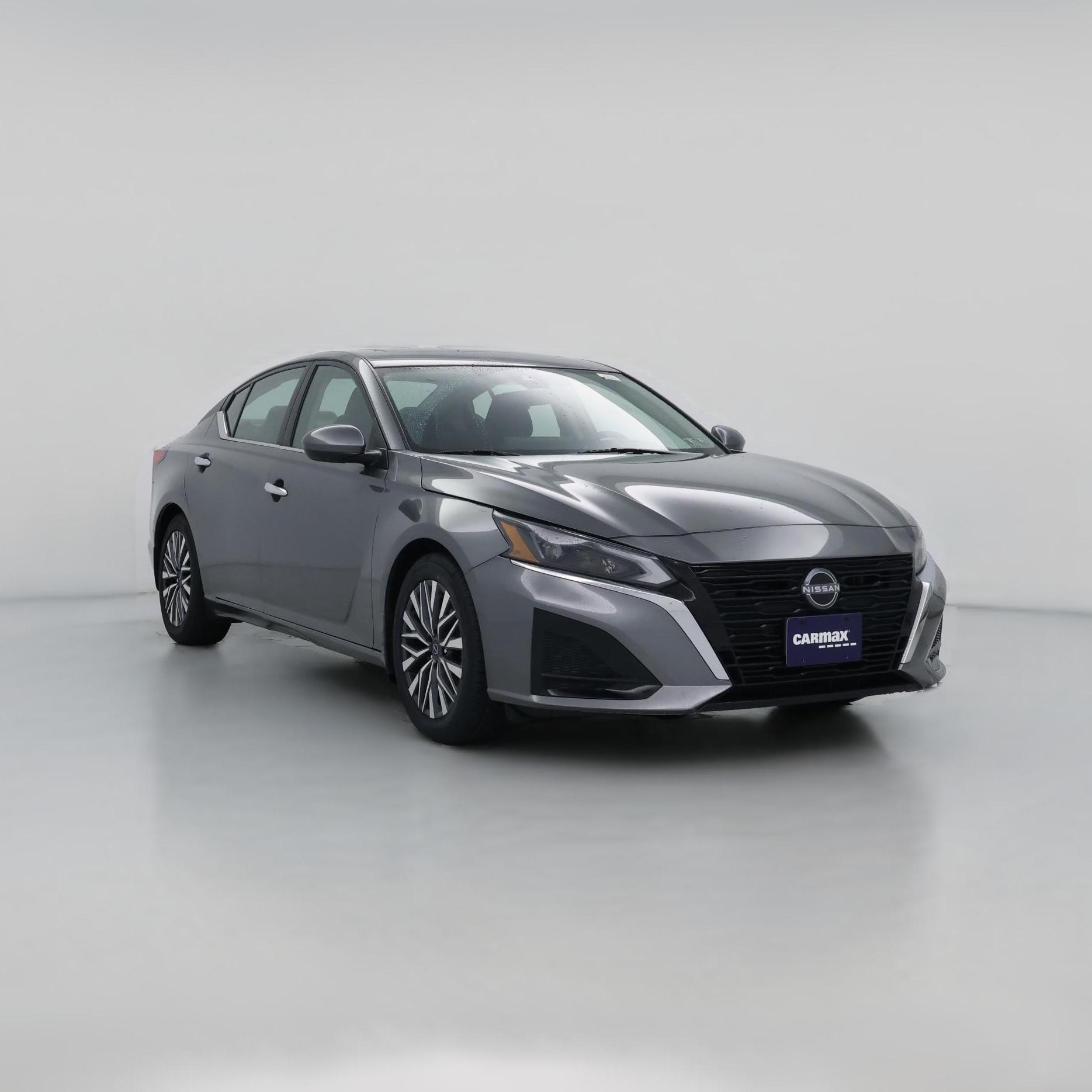 Thumbnail: 2023 Nissan Altima - 1