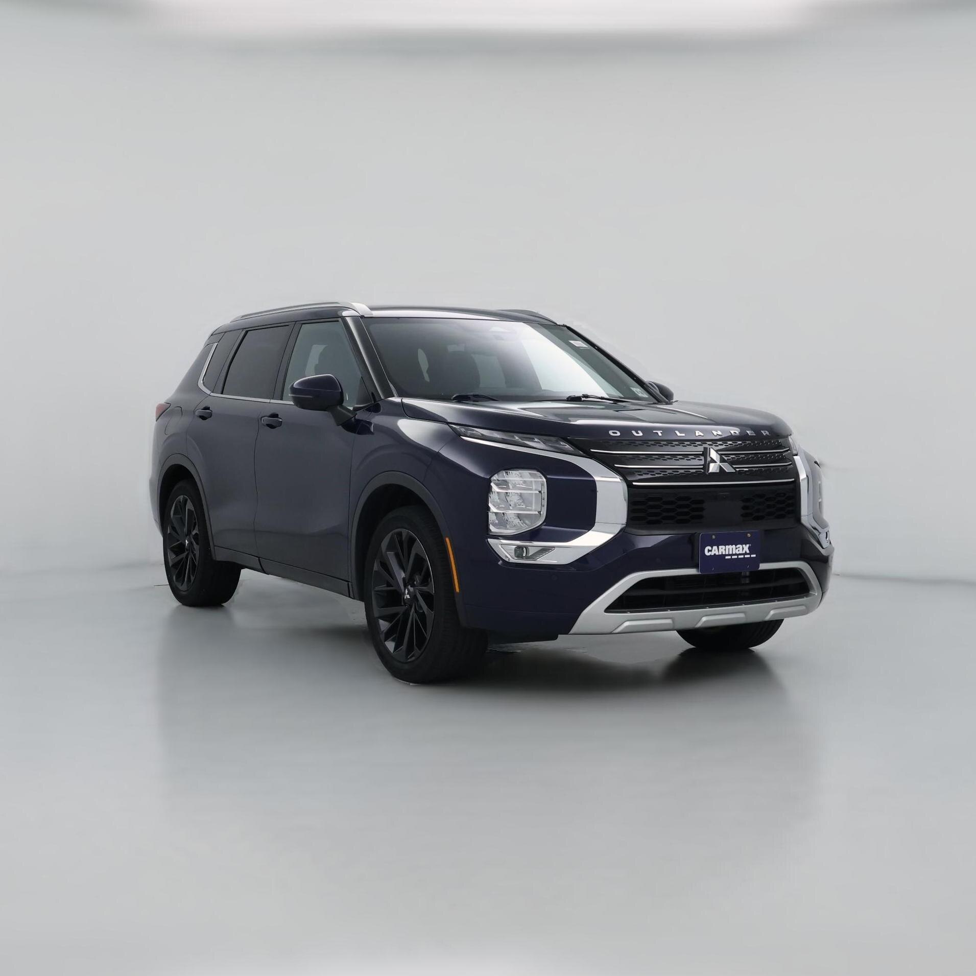 Thumbnail: 2022 Mitsubishi Outlander - 1