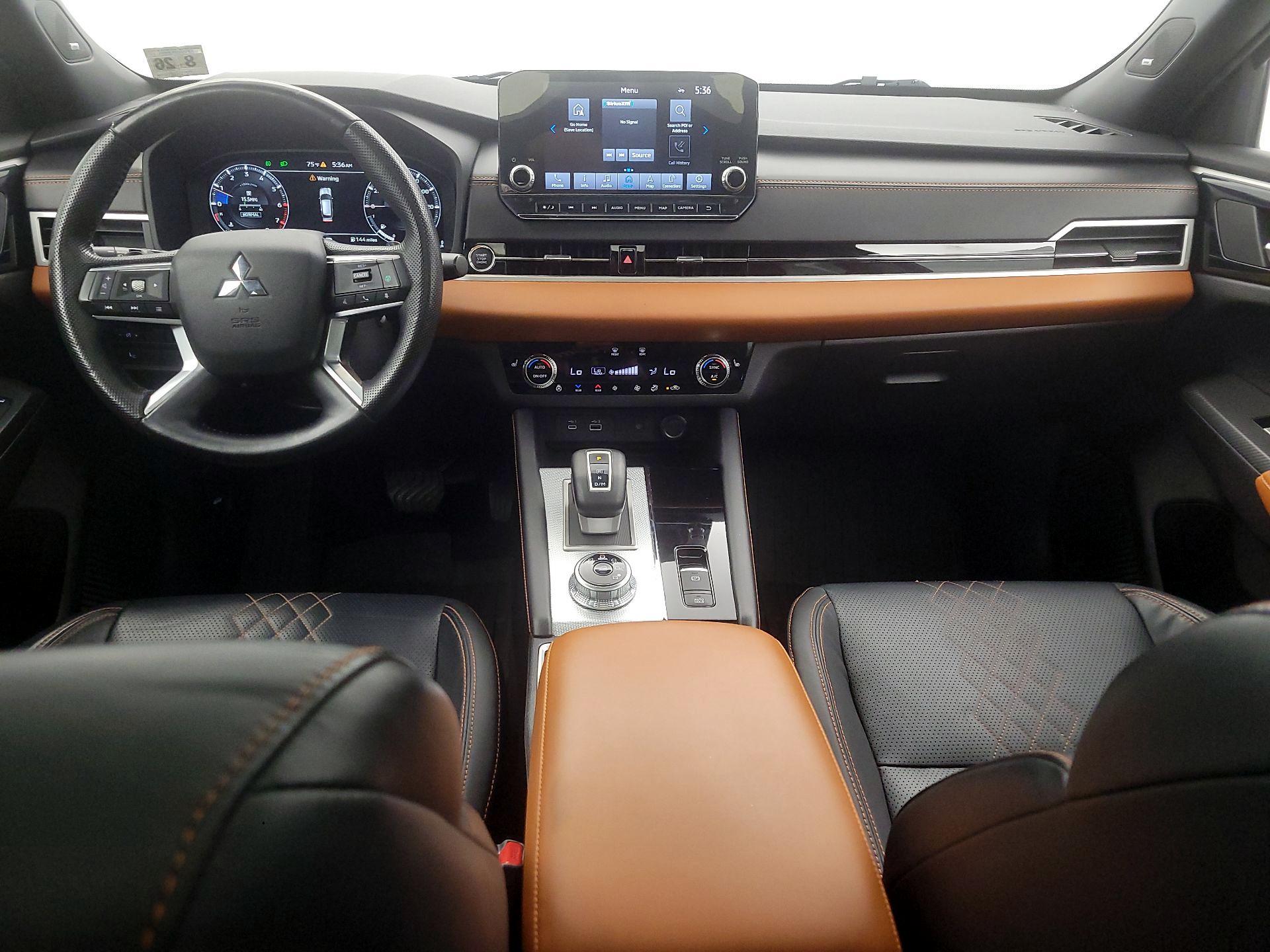 Thumbnail: 2022 Mitsubishi Outlander - 9