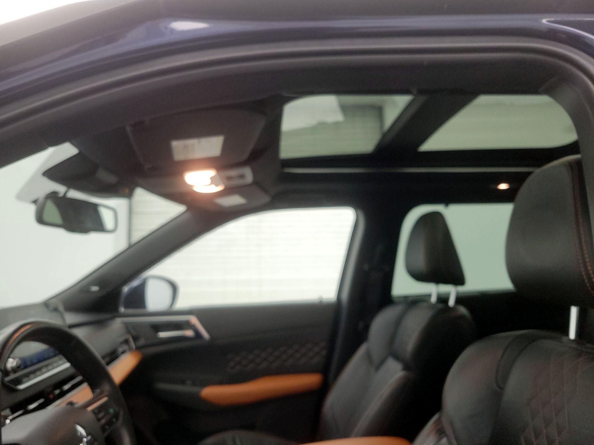 Thumbnail: 2022 Mitsubishi Outlander - 20