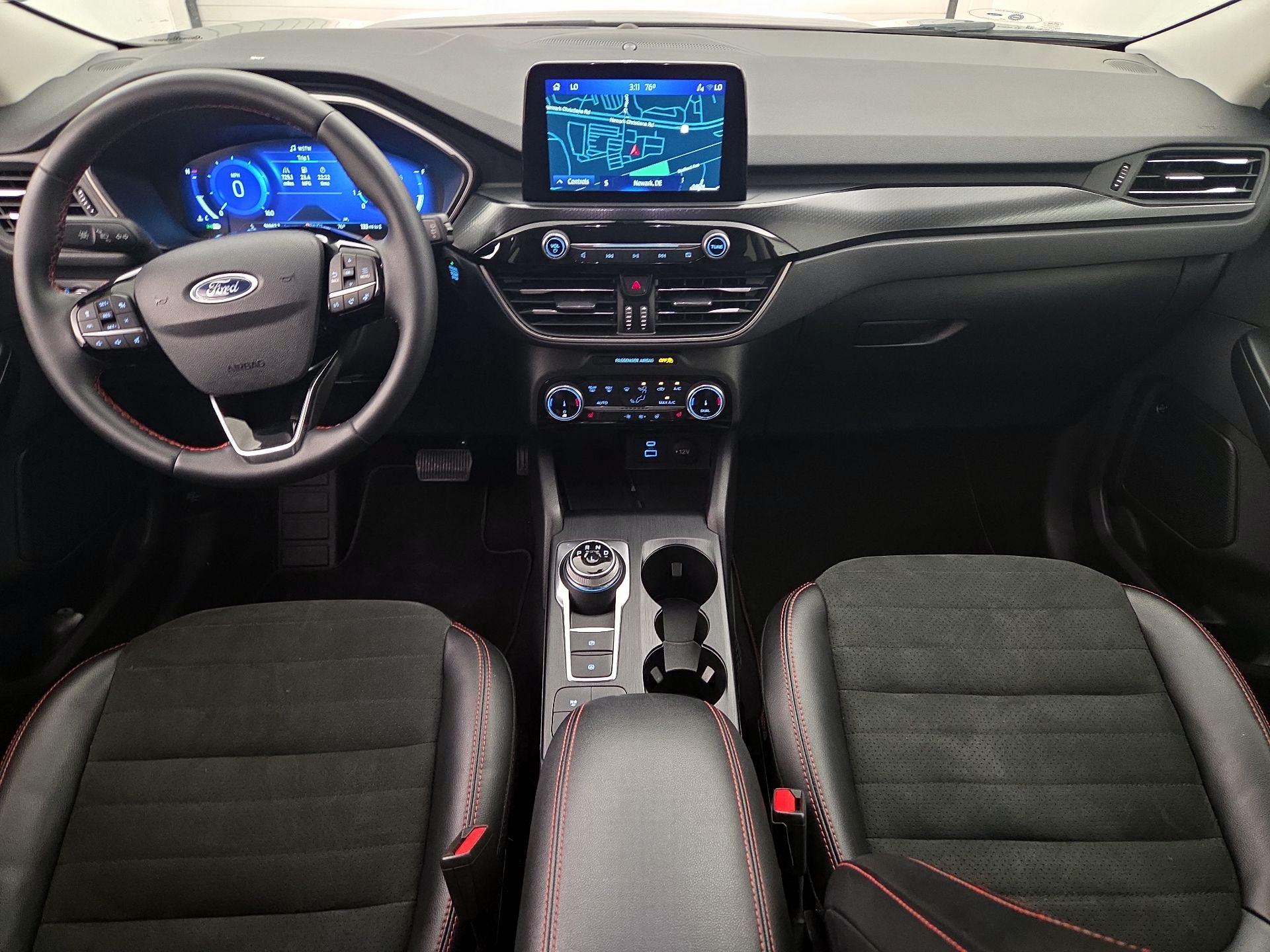 Thumbnail: 2022 Ford Escape - 9