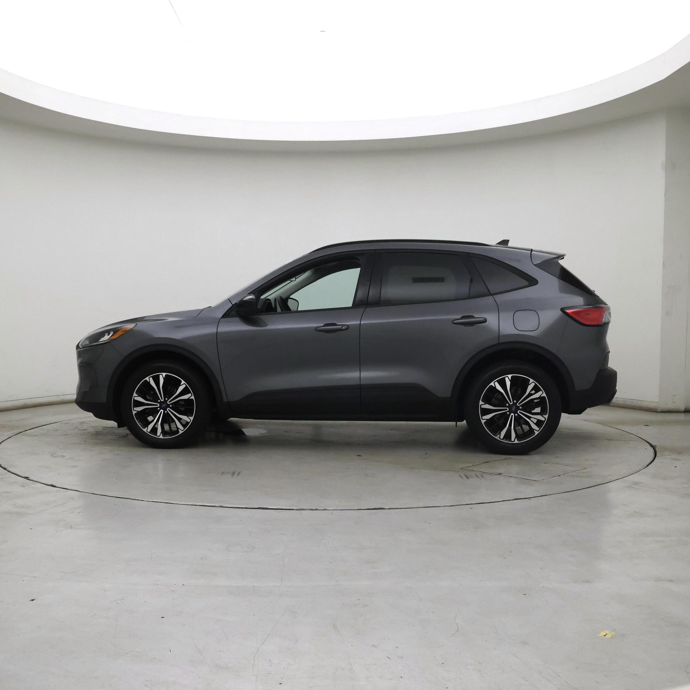 Thumbnail: 2022 Ford Escape - 4