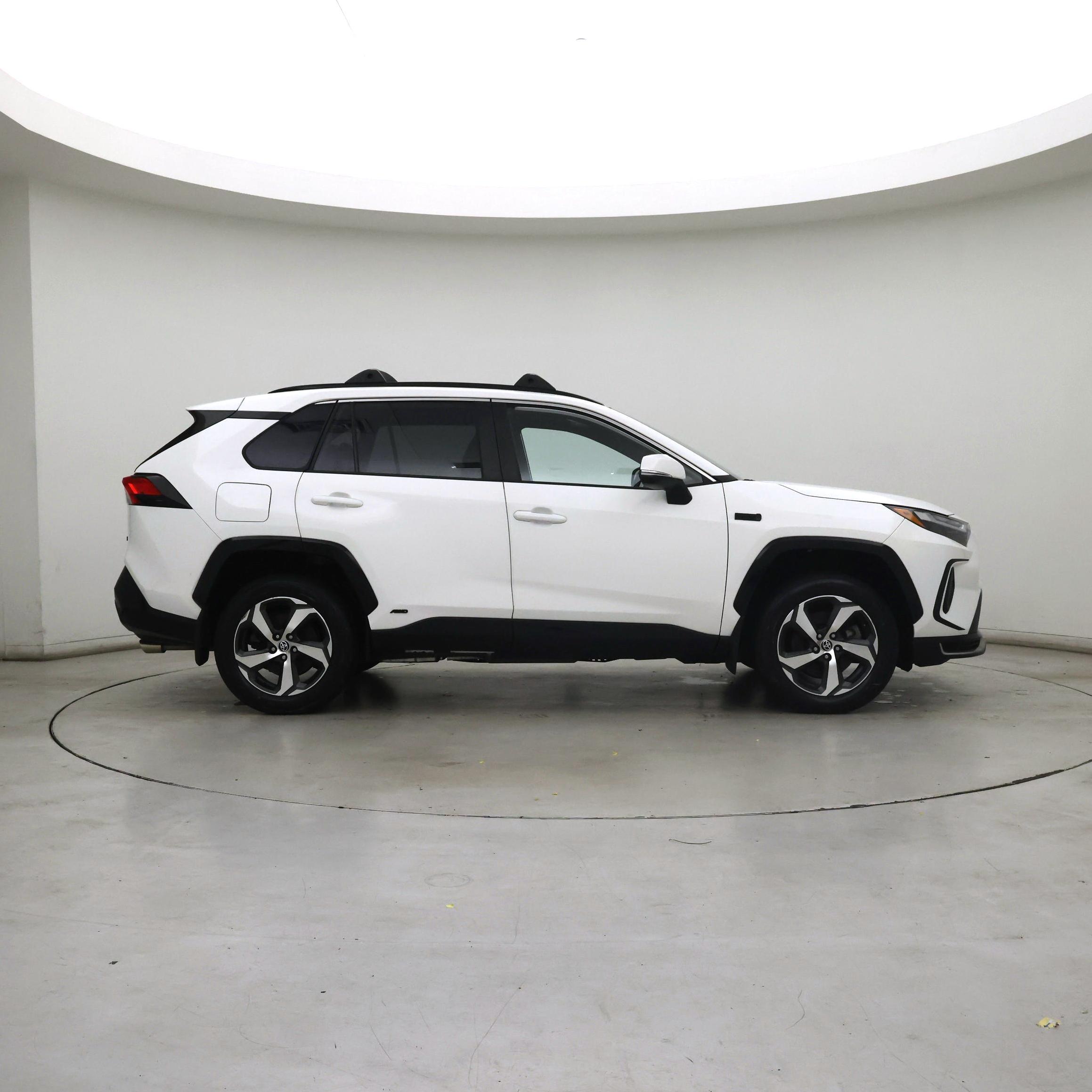 Thumbnail: 2023 Toyota RAV4 - 7