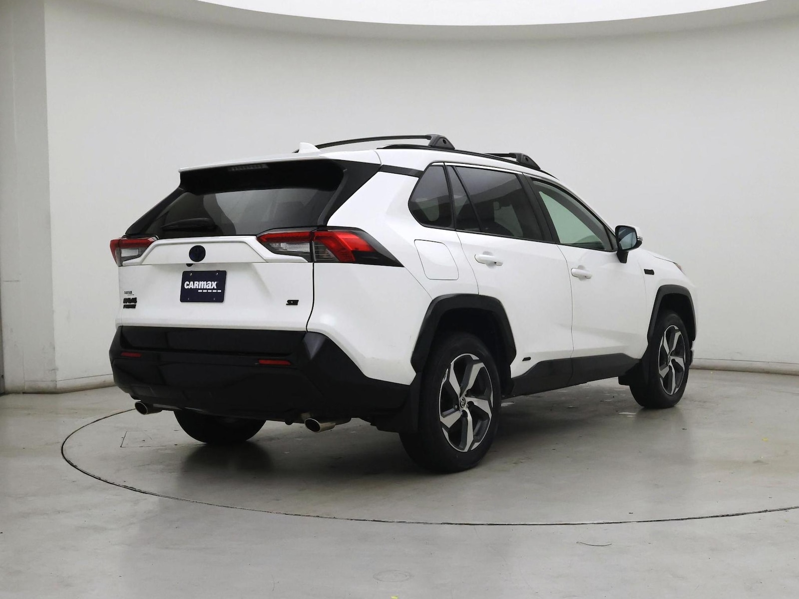 2023 Toyota RAV4 SE - Photo 9