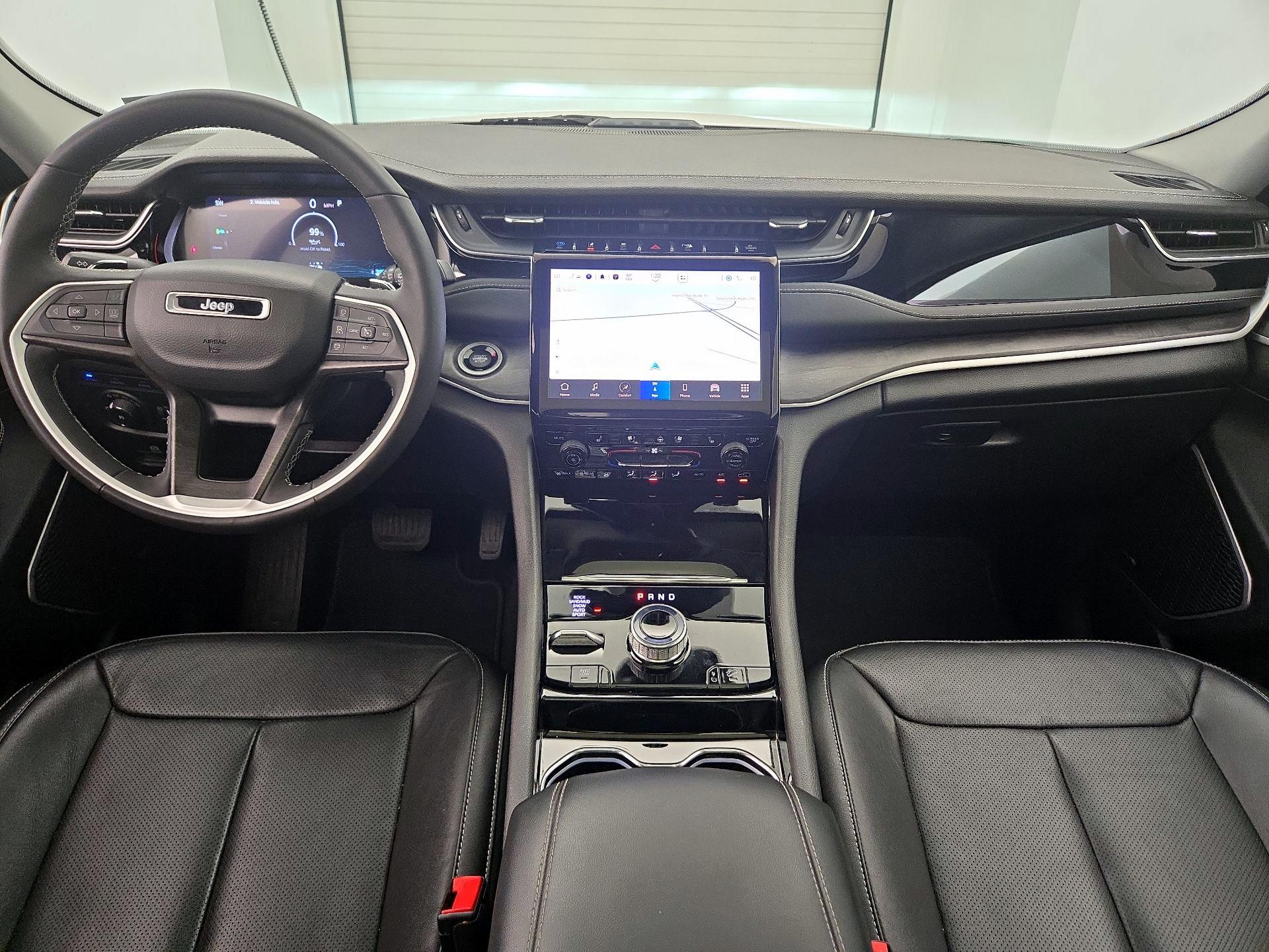 Thumbnail: 2023 Jeep Grand Cherokee - 9