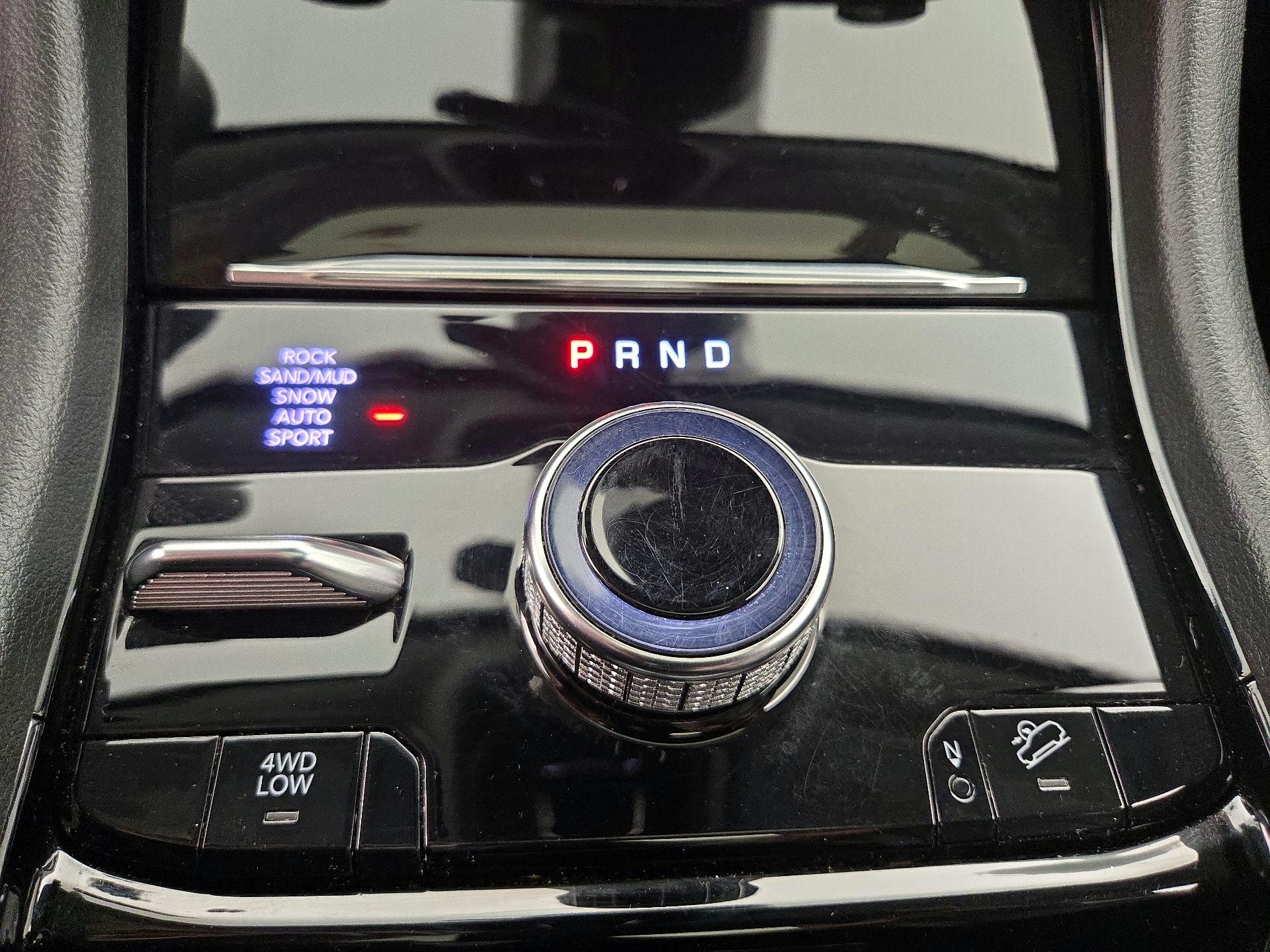 Thumbnail: 2023 Jeep Grand Cherokee - 18