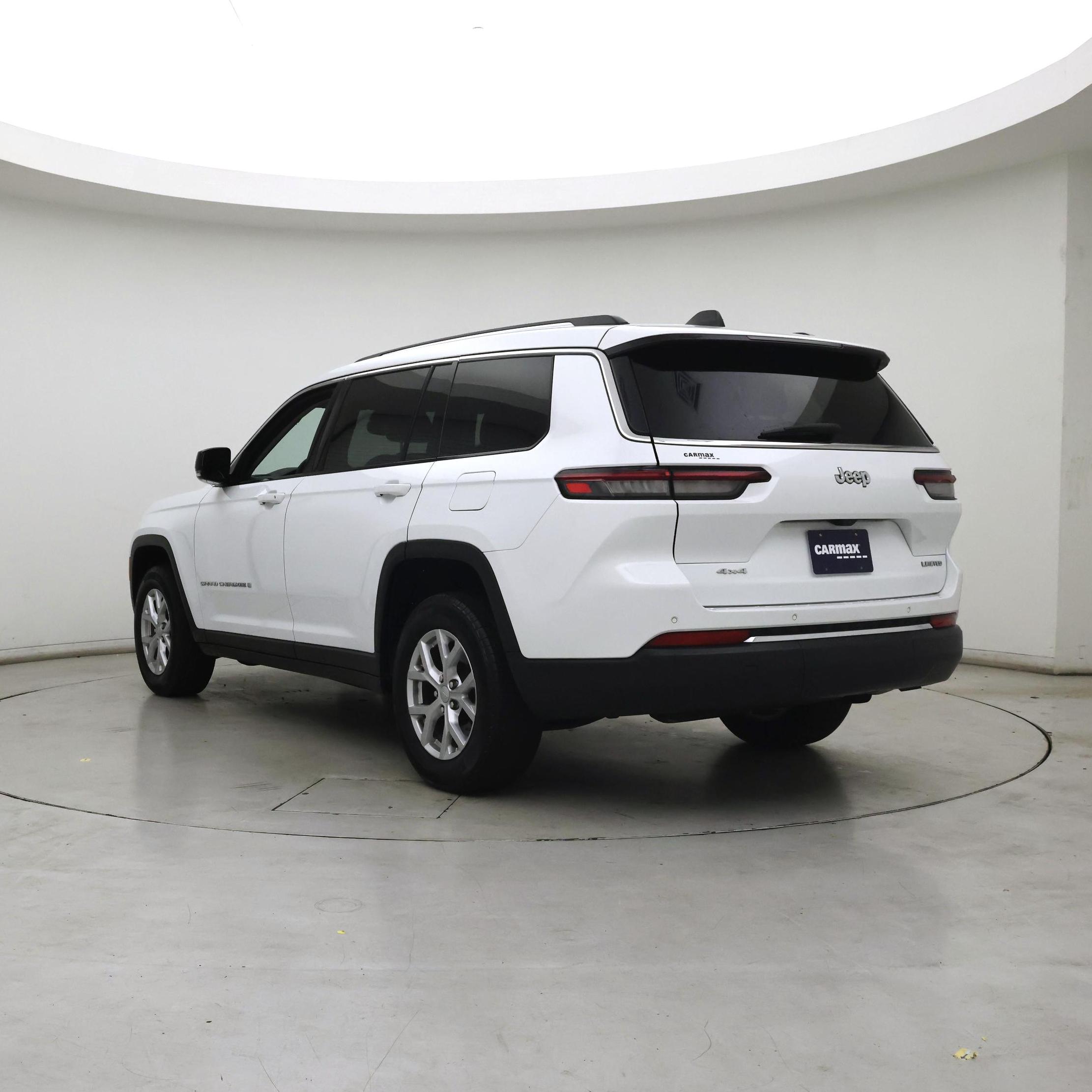 Thumbnail: 2023 Jeep Grand Cherokee L - 2