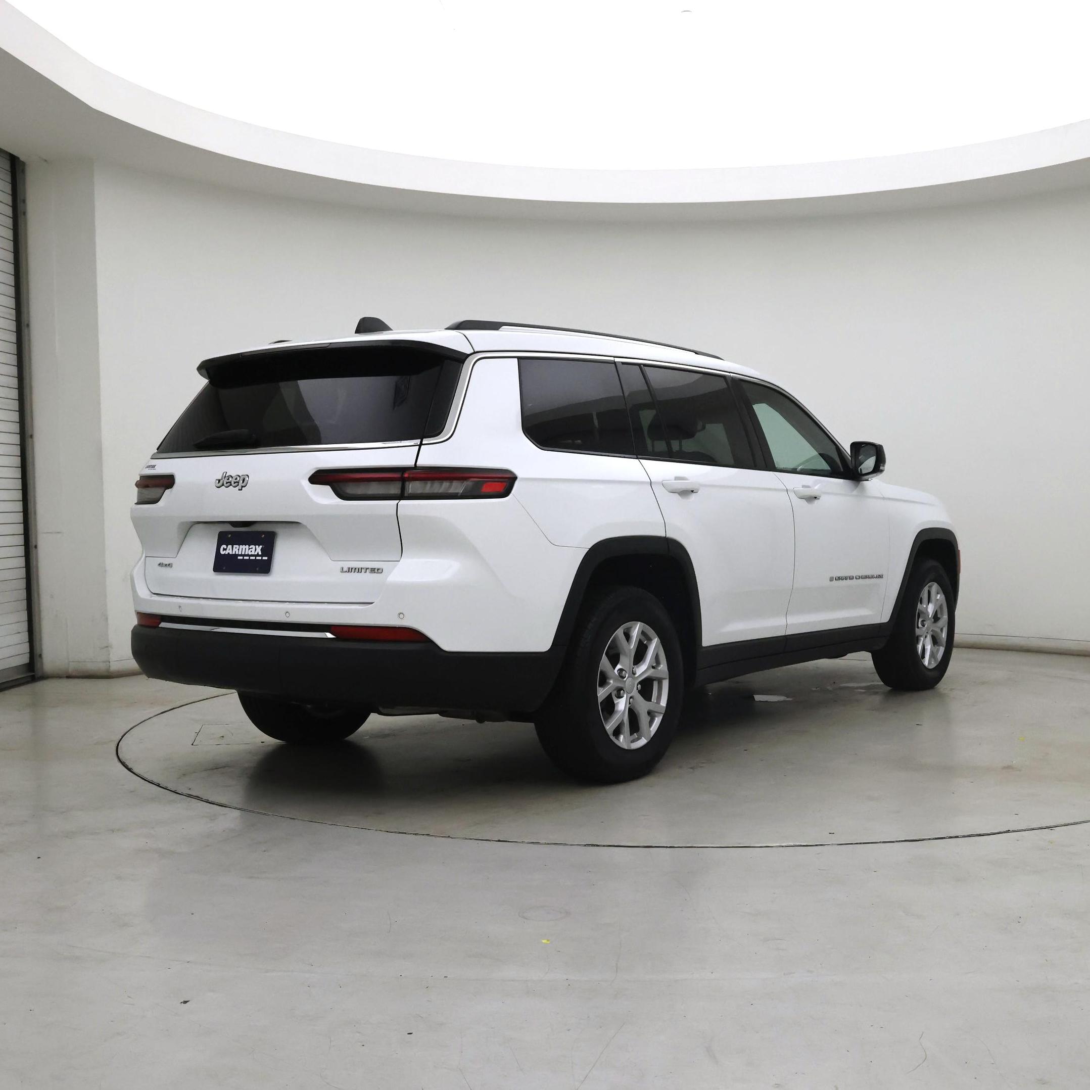 Thumbnail: 2023 Jeep Grand Cherokee L - 8