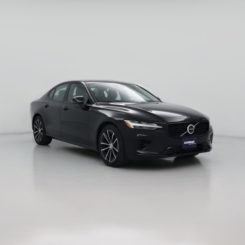 2023 Volvo S60 Recharge PHEV T8 Plus Dark Theme