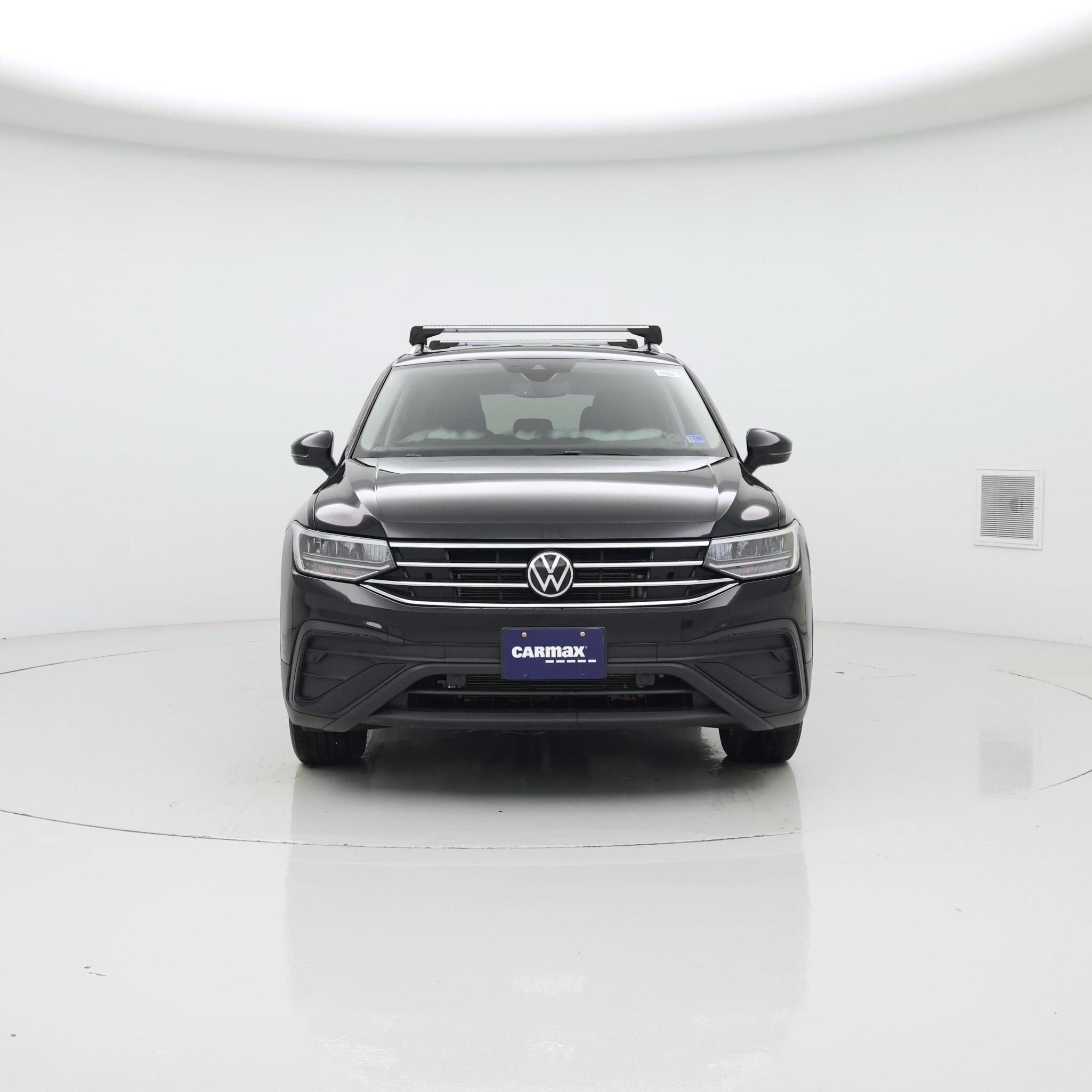 Thumbnail: 2023 Volkswagen Tiguan - 5