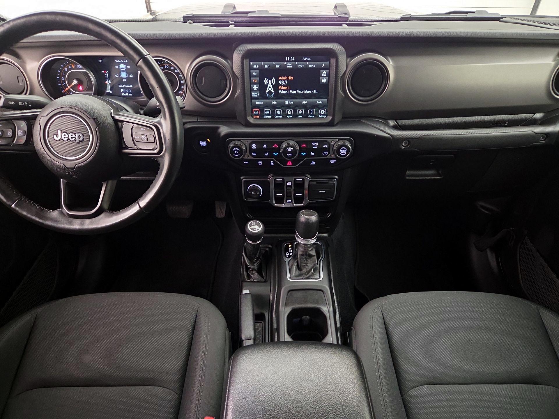 Thumbnail: 2021 Jeep Gladiator - 9