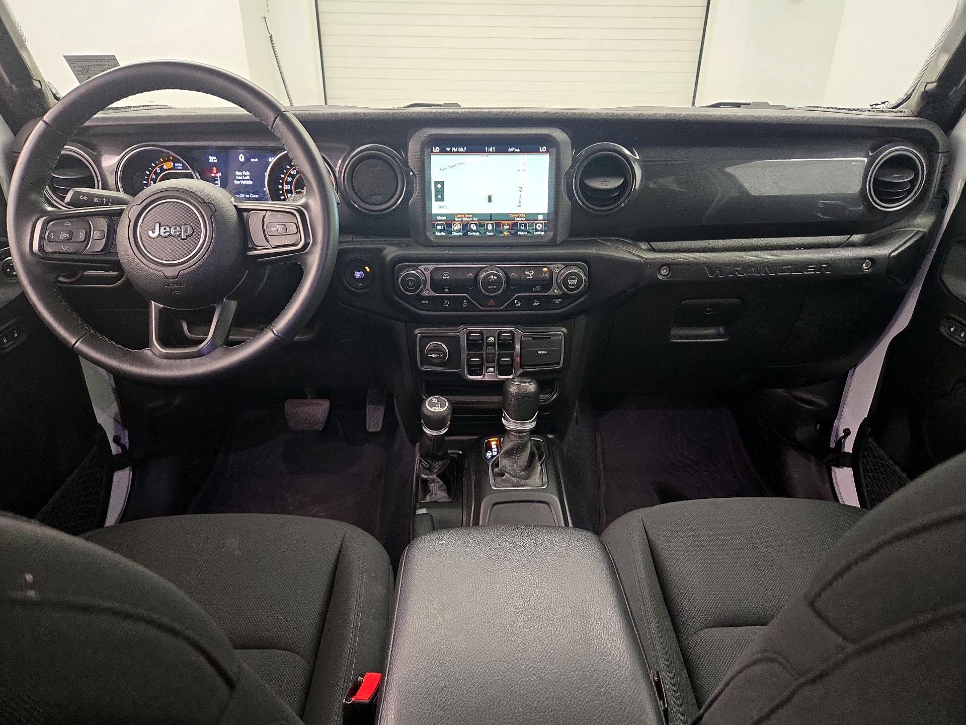 Thumbnail: 2022 Jeep Wrangler - 9