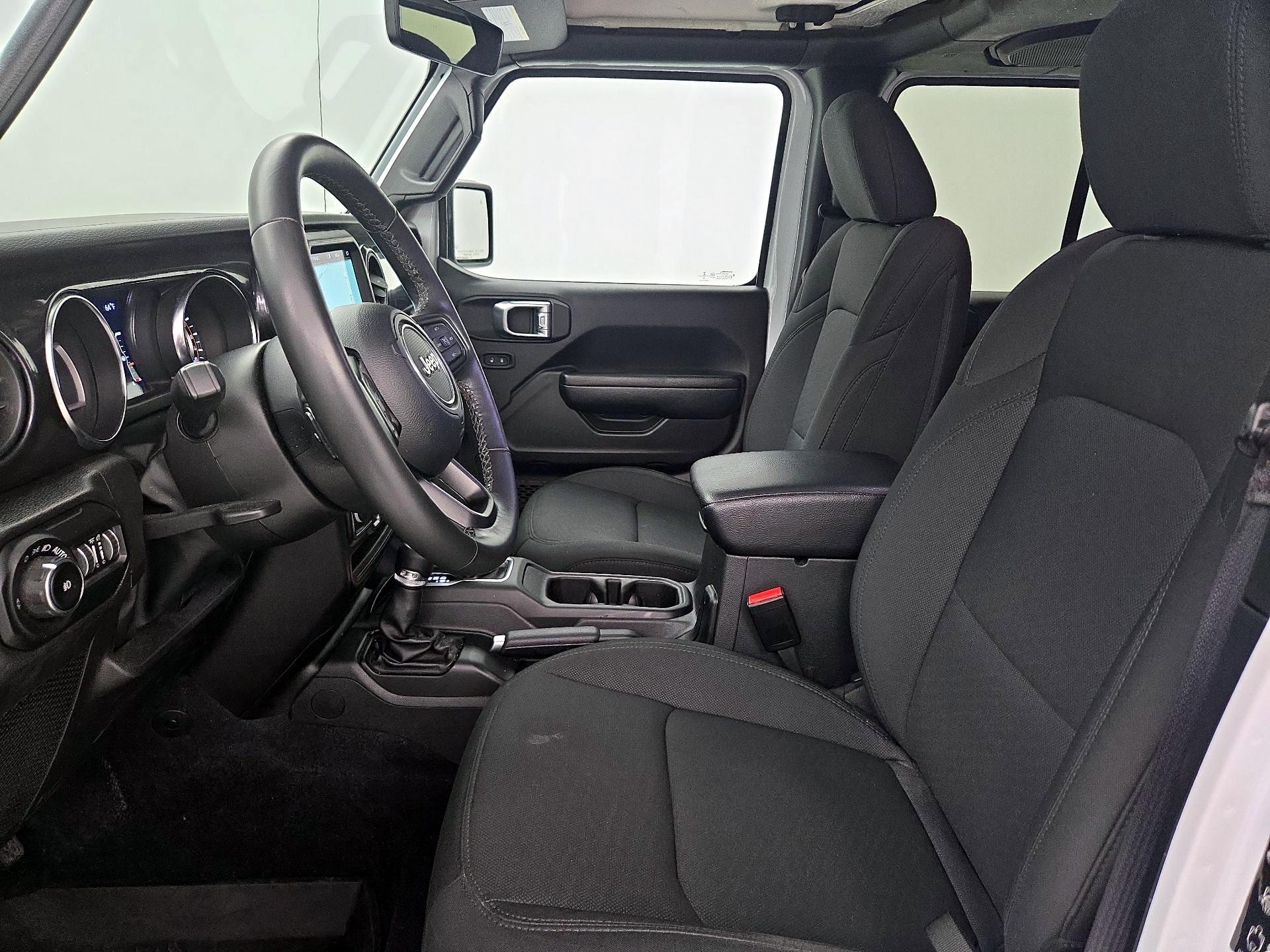 Thumbnail: 2022 Jeep Wrangler - 11