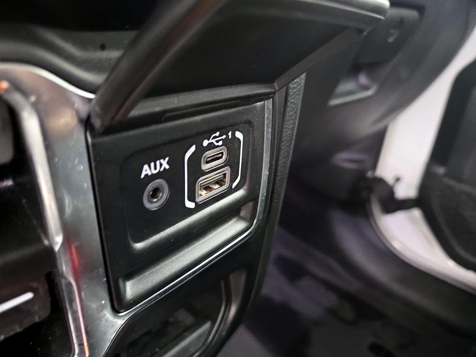 Thumbnail: 2022 Jeep Wrangler - 19