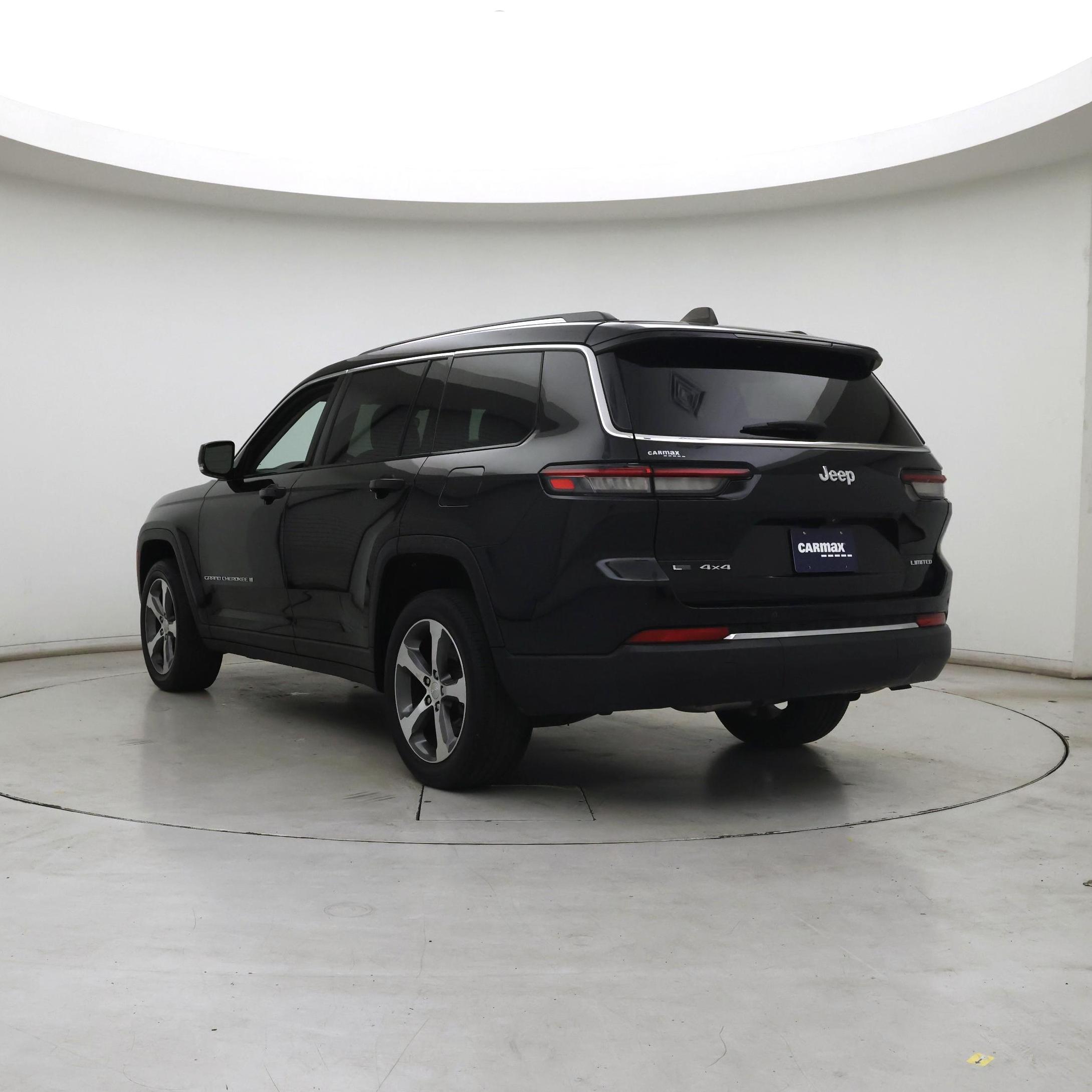 Thumbnail: 2023 Jeep Grand Cherokee L - 2