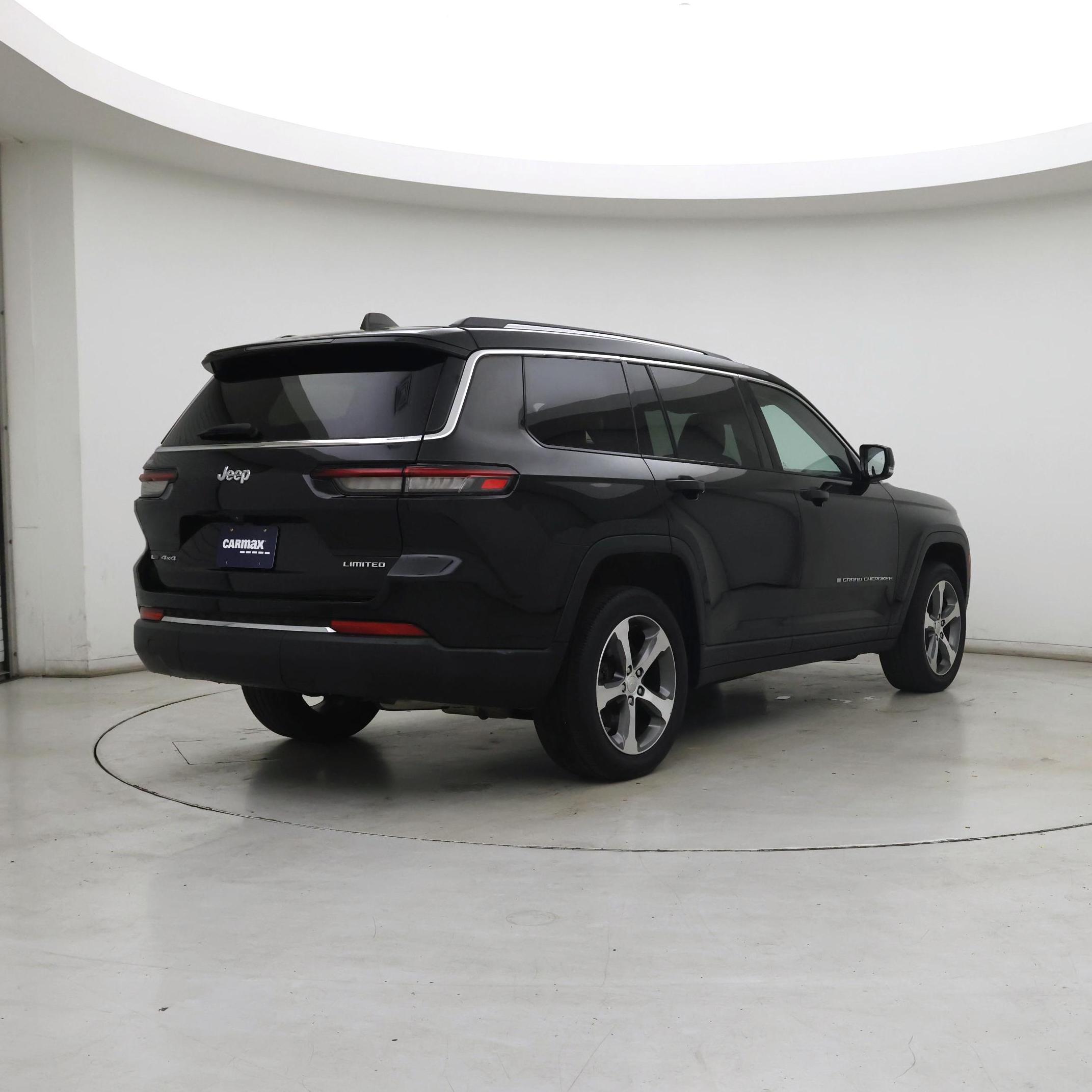 Thumbnail: 2023 Jeep Grand Cherokee L - 8
