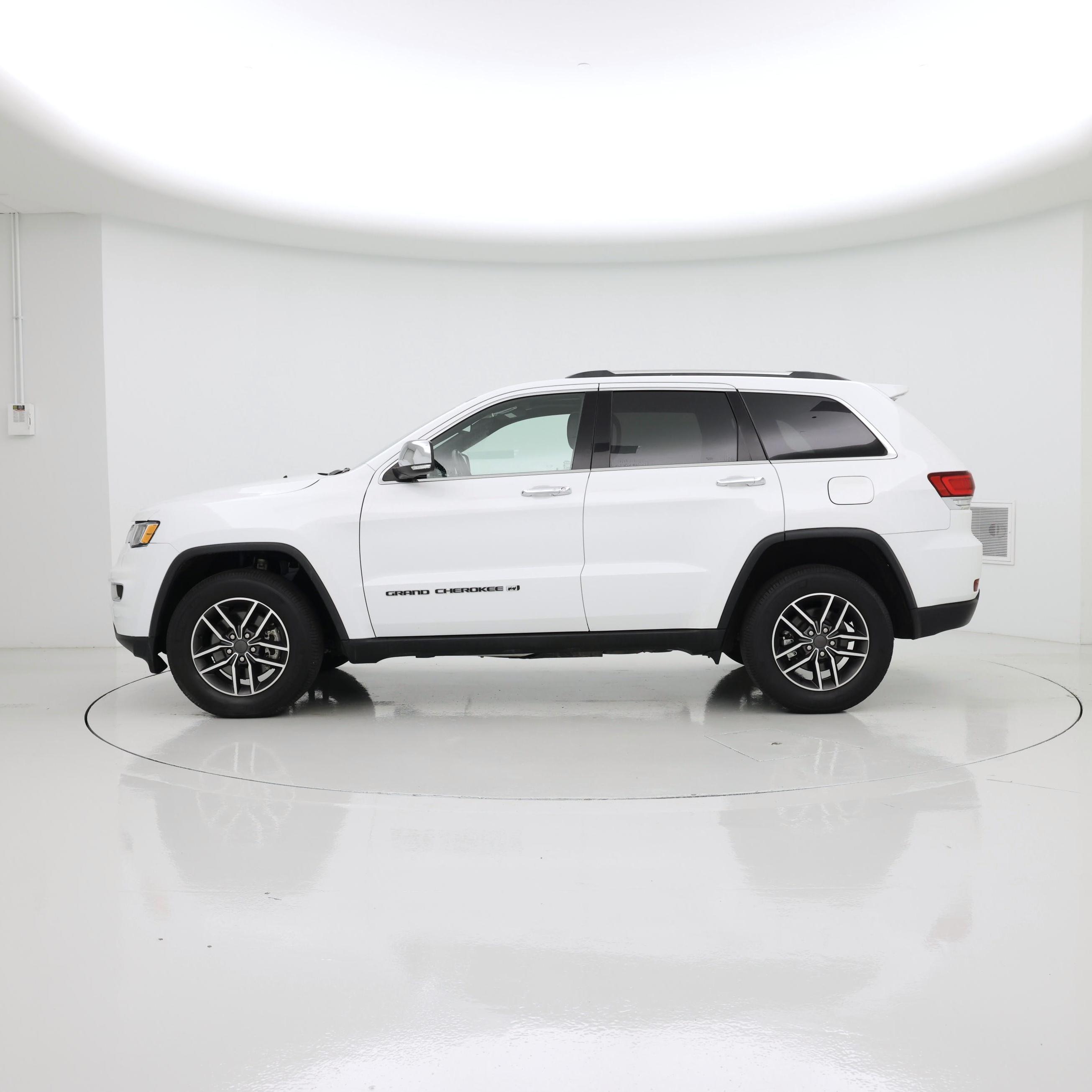 Thumbnail: 2022 Jeep Grand Cherokee - 3