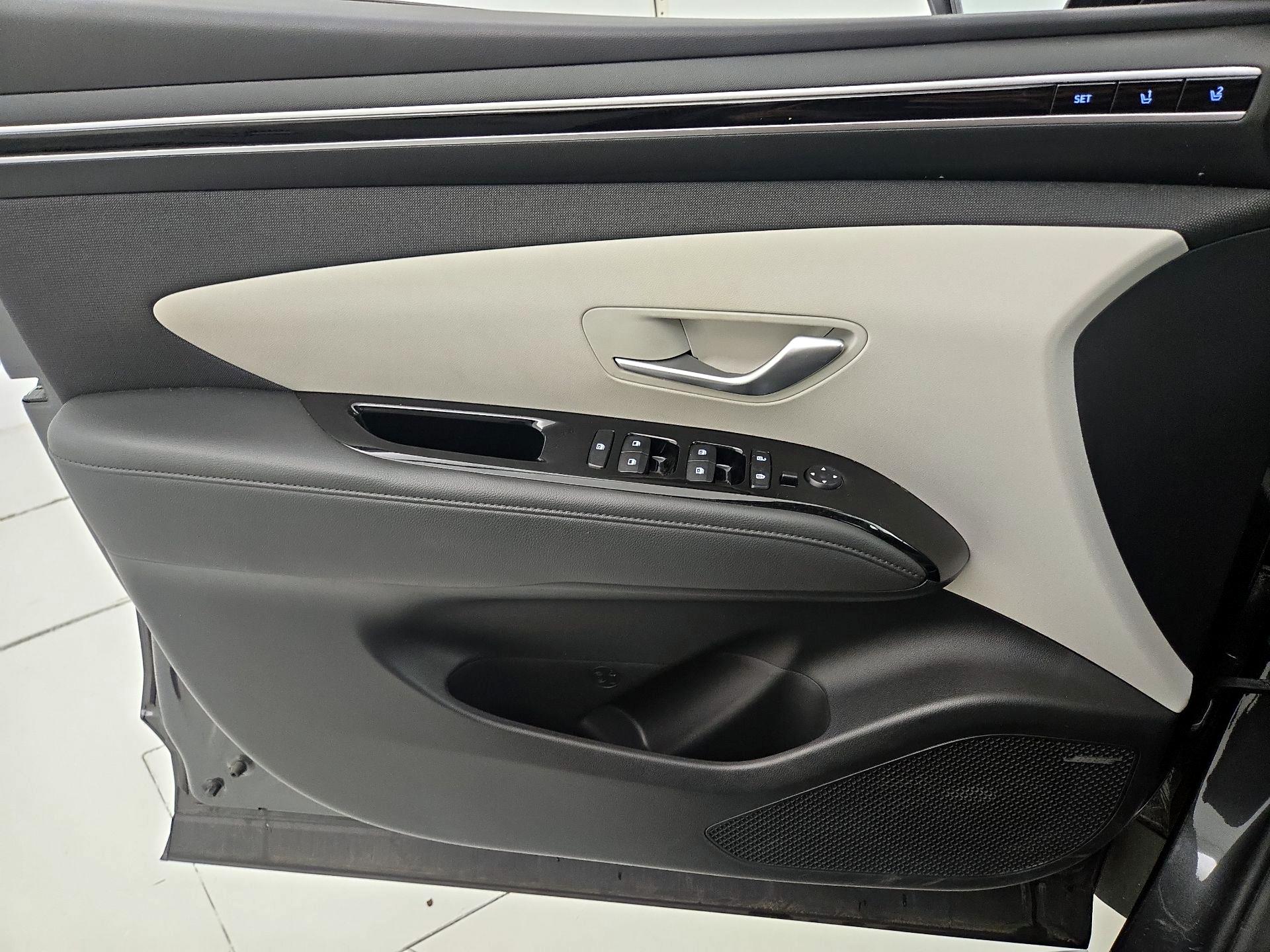 Thumbnail: 2023 Hyundai Tucson - 12