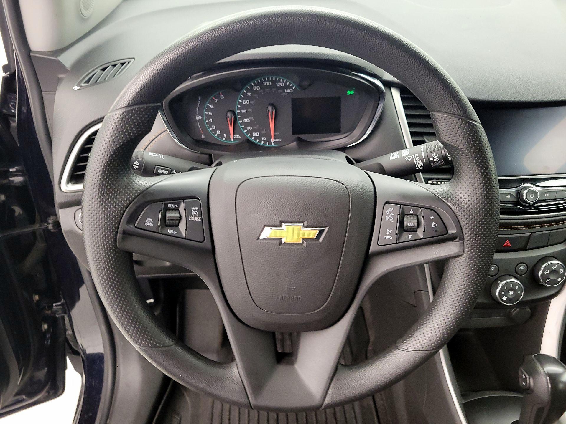 Thumbnail: 2021 Chevrolet Trax - 10