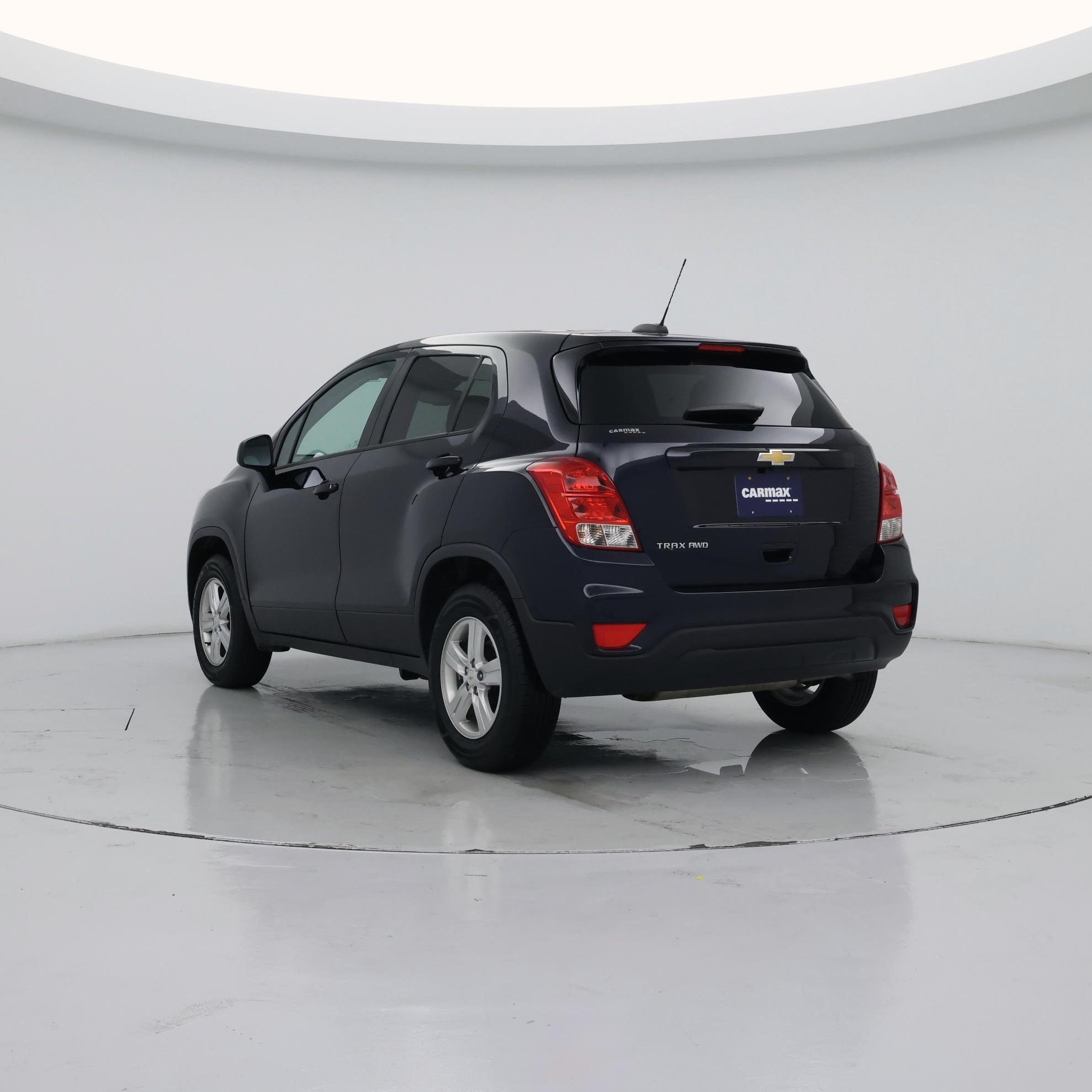 Thumbnail: 2021 Chevrolet Trax - 2