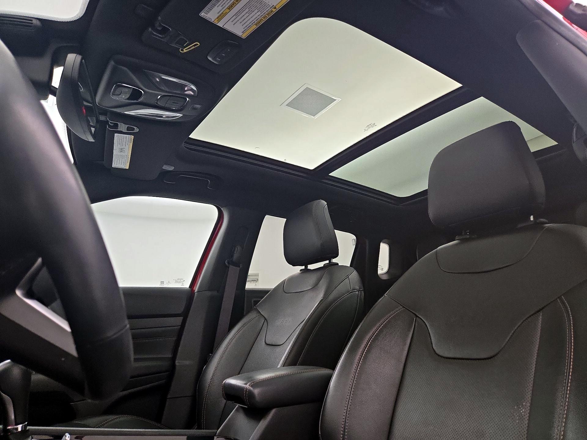 Thumbnail: 2022 Jeep Compass - 20
