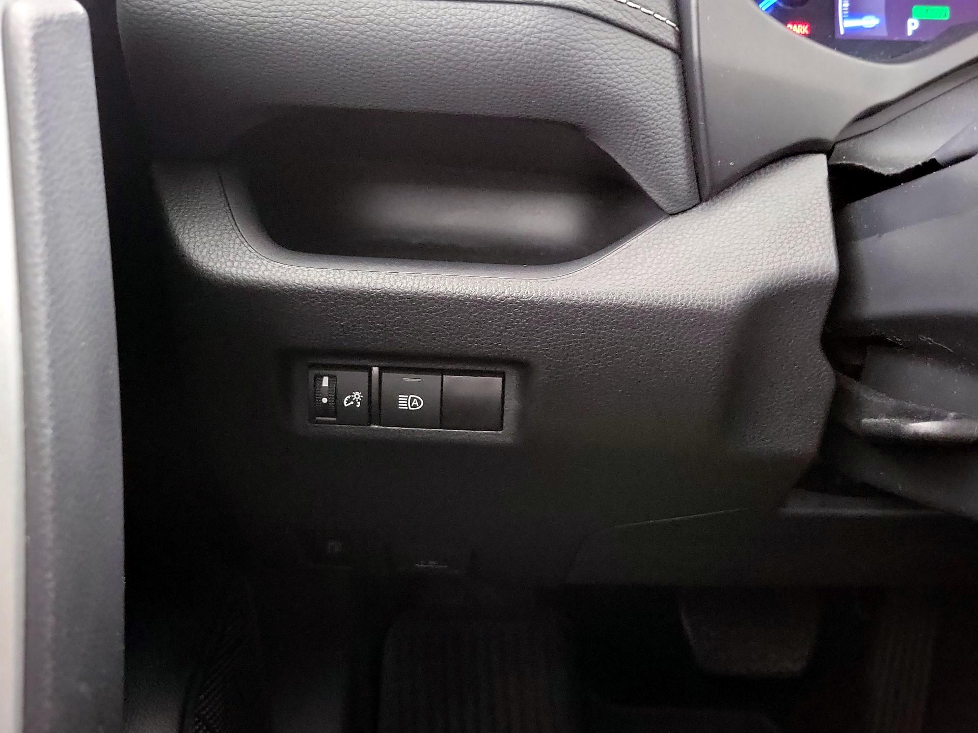 Thumbnail: 2024 Toyota RAV4 - 13