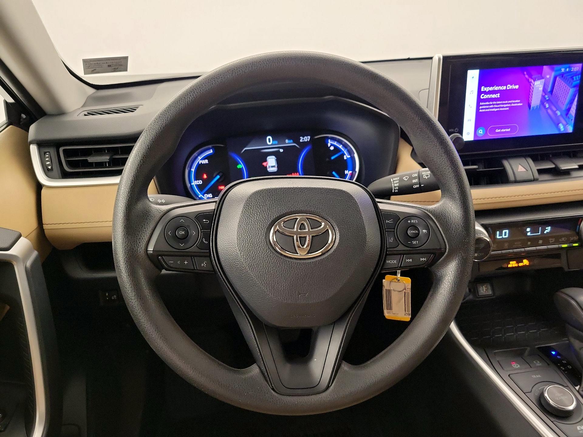 Thumbnail: 2024 Toyota RAV4 - 10