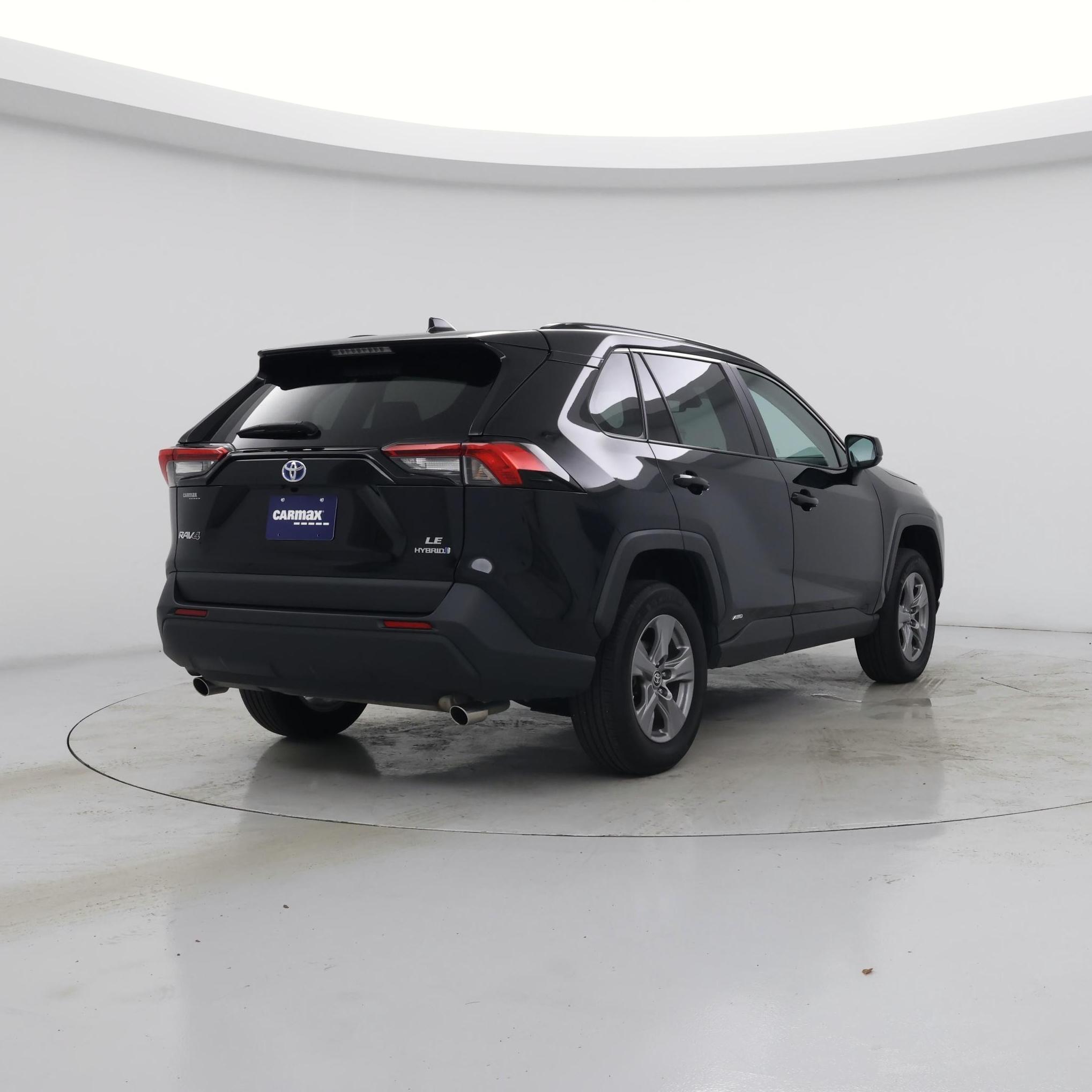 Thumbnail: 2024 Toyota RAV4 - 8