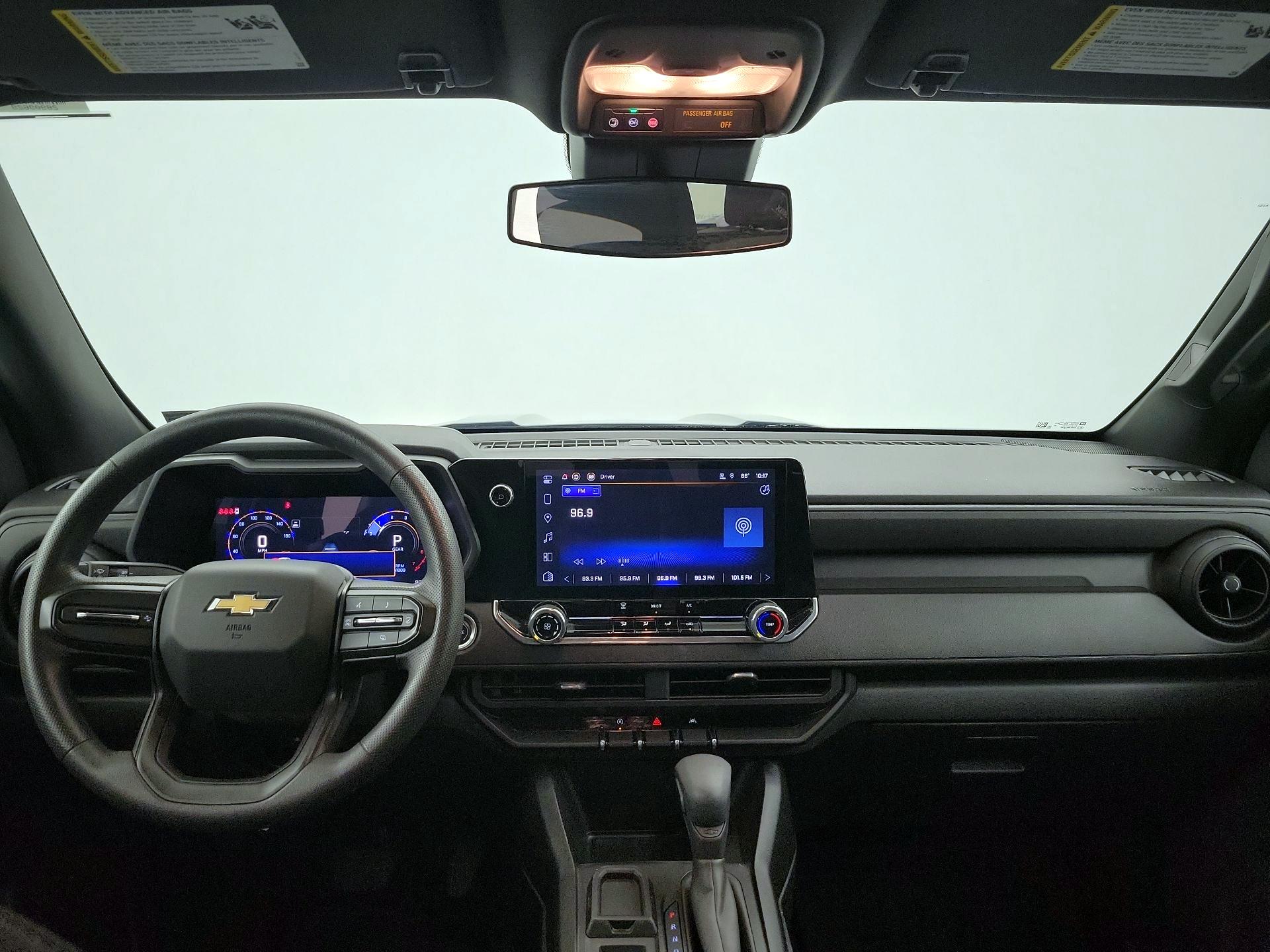 Thumbnail: 2024 Chevrolet Colorado - 9